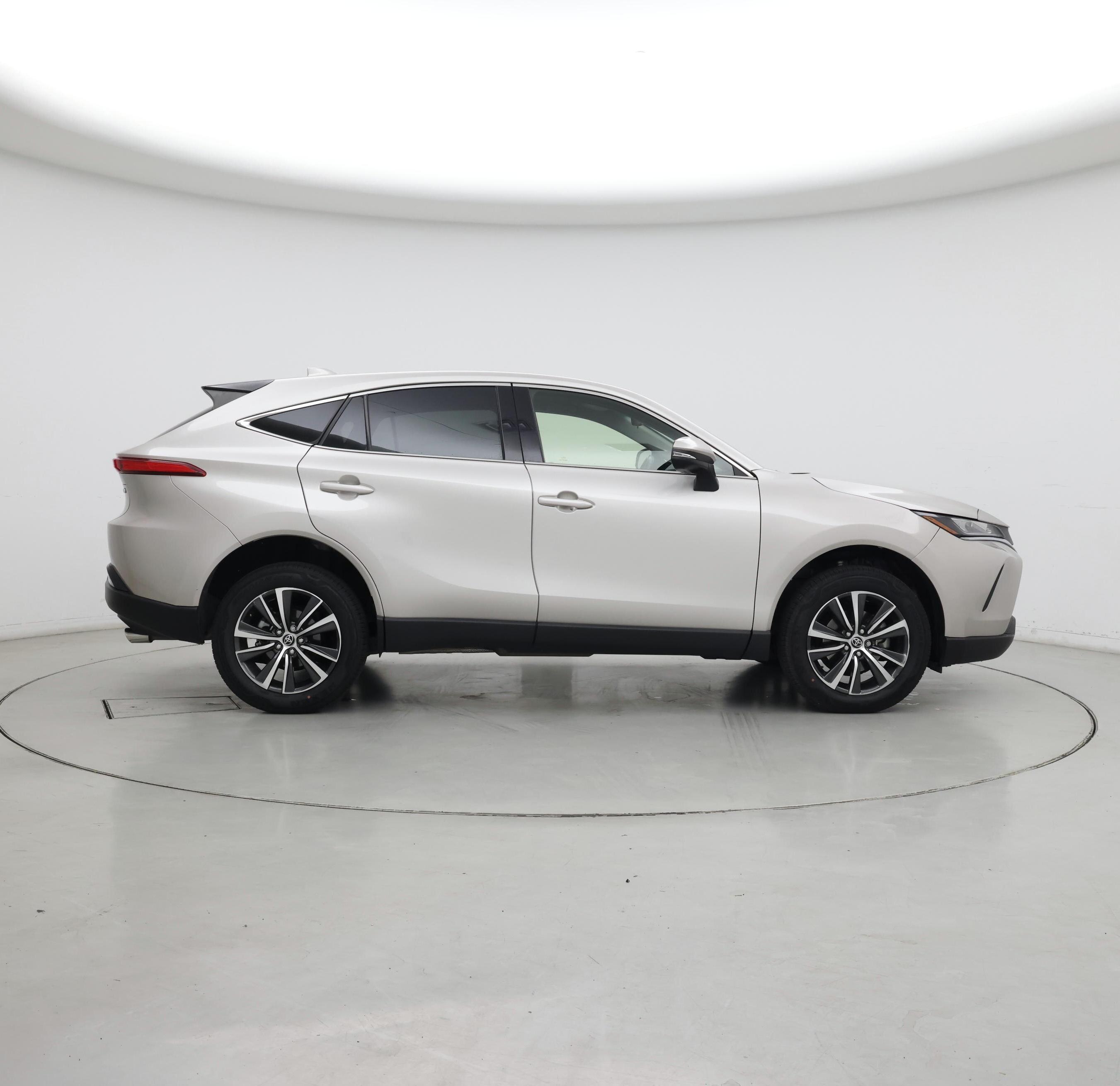 Thumbnail: 2021 Toyota Venza - 7