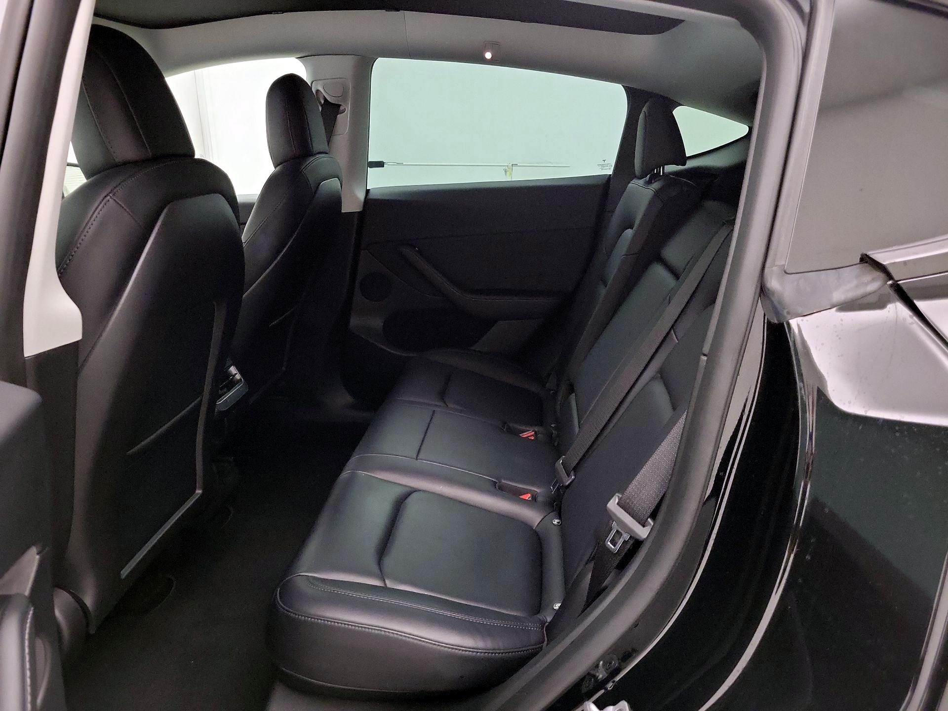 Thumbnail: 2022 Tesla Model Y - 20