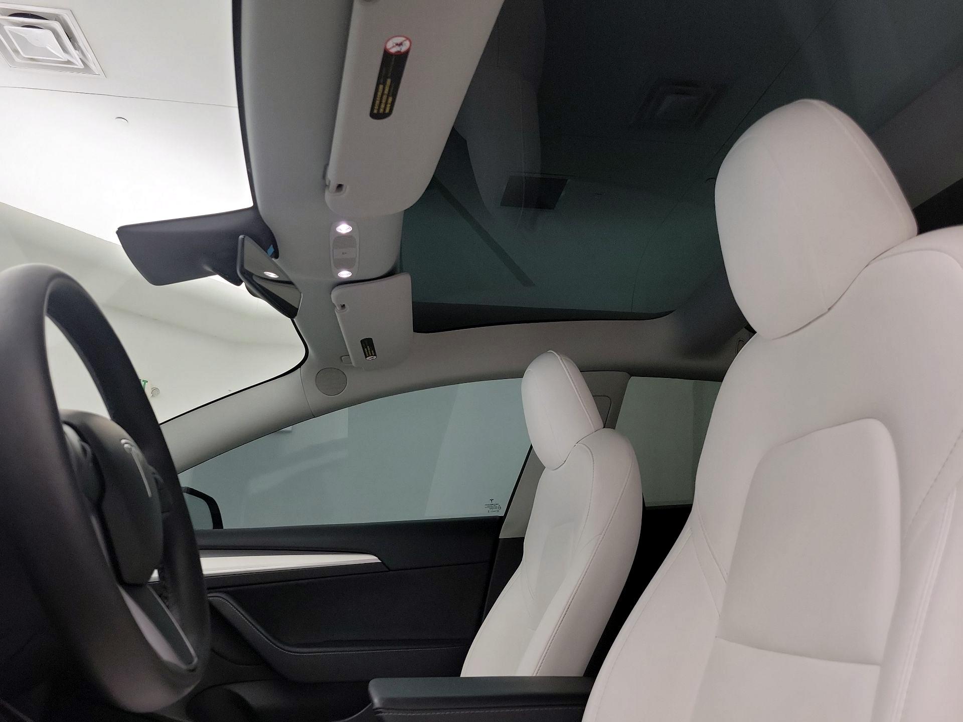 Thumbnail: 2022 Tesla Model 3 - 18