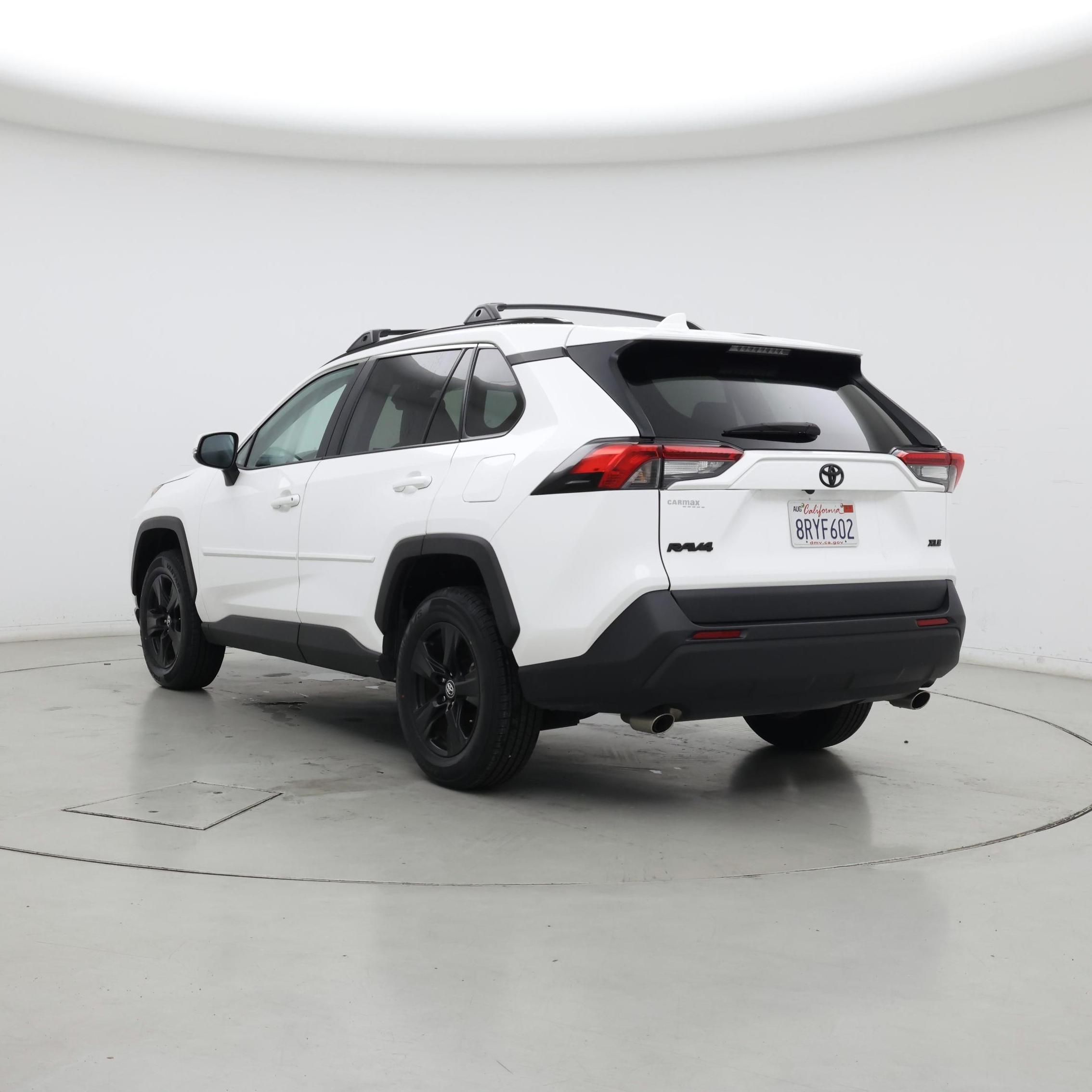 Thumbnail: 2020 Toyota RAV4 - 2