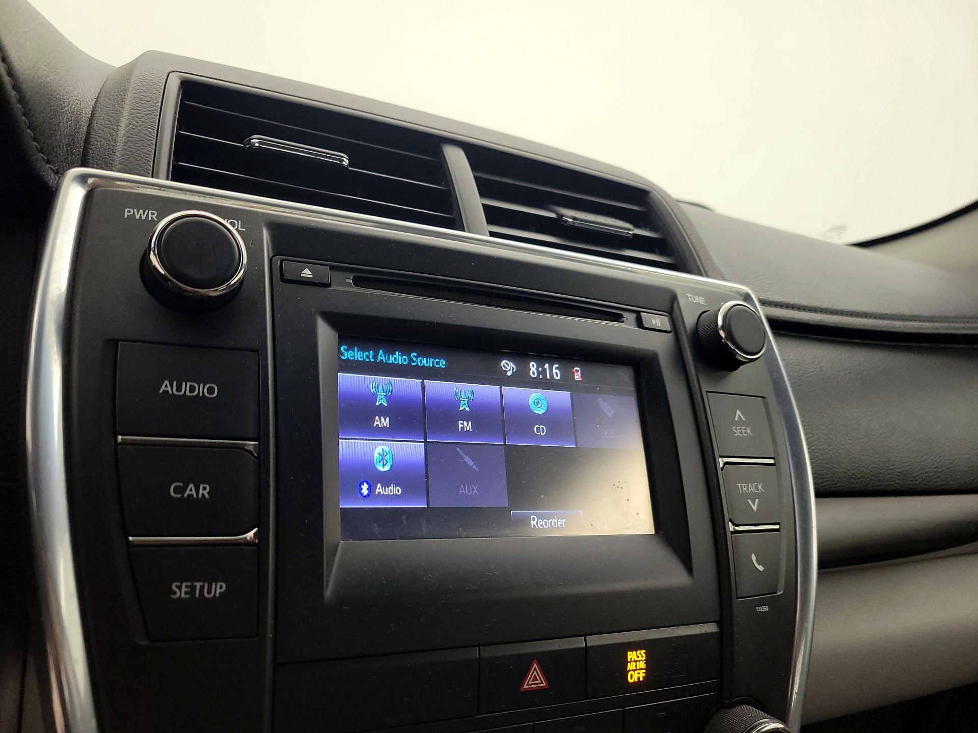 Thumbnail: 2015 Toyota Camry - 15