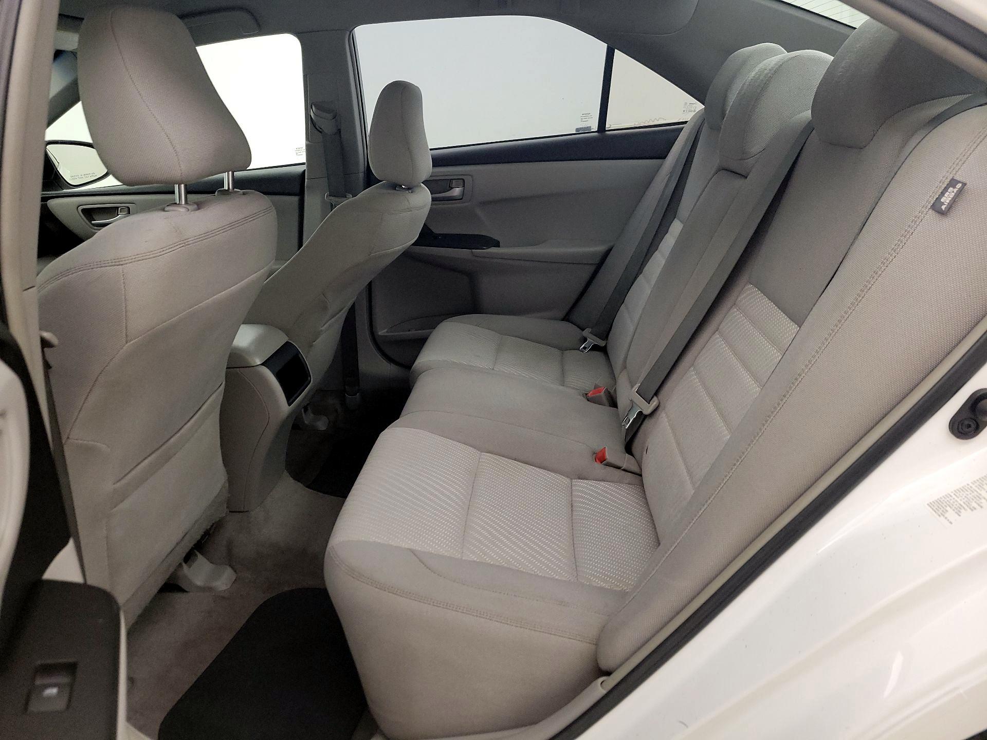 Thumbnail: 2015 Toyota Camry - 19