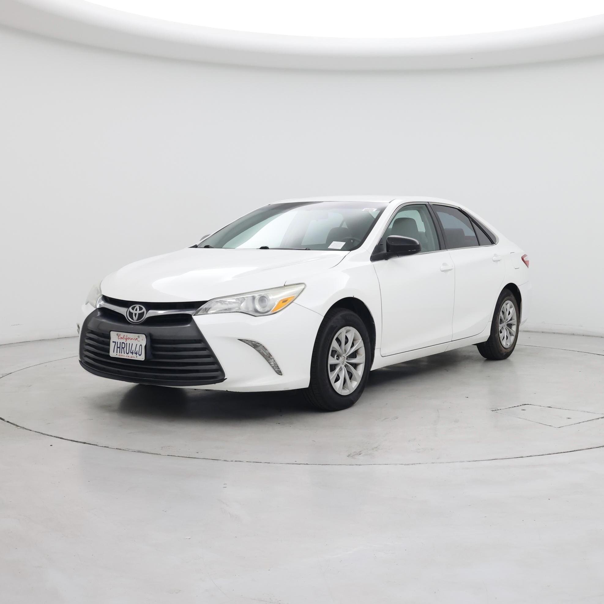 Thumbnail: 2015 Toyota Camry - 4