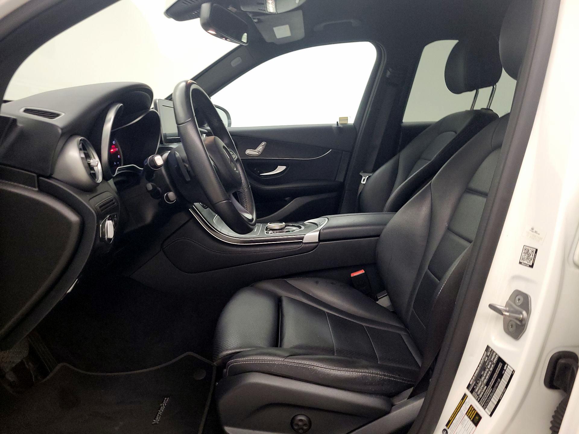 Thumbnail: 2018 Mercedes-Benz GLC - 11