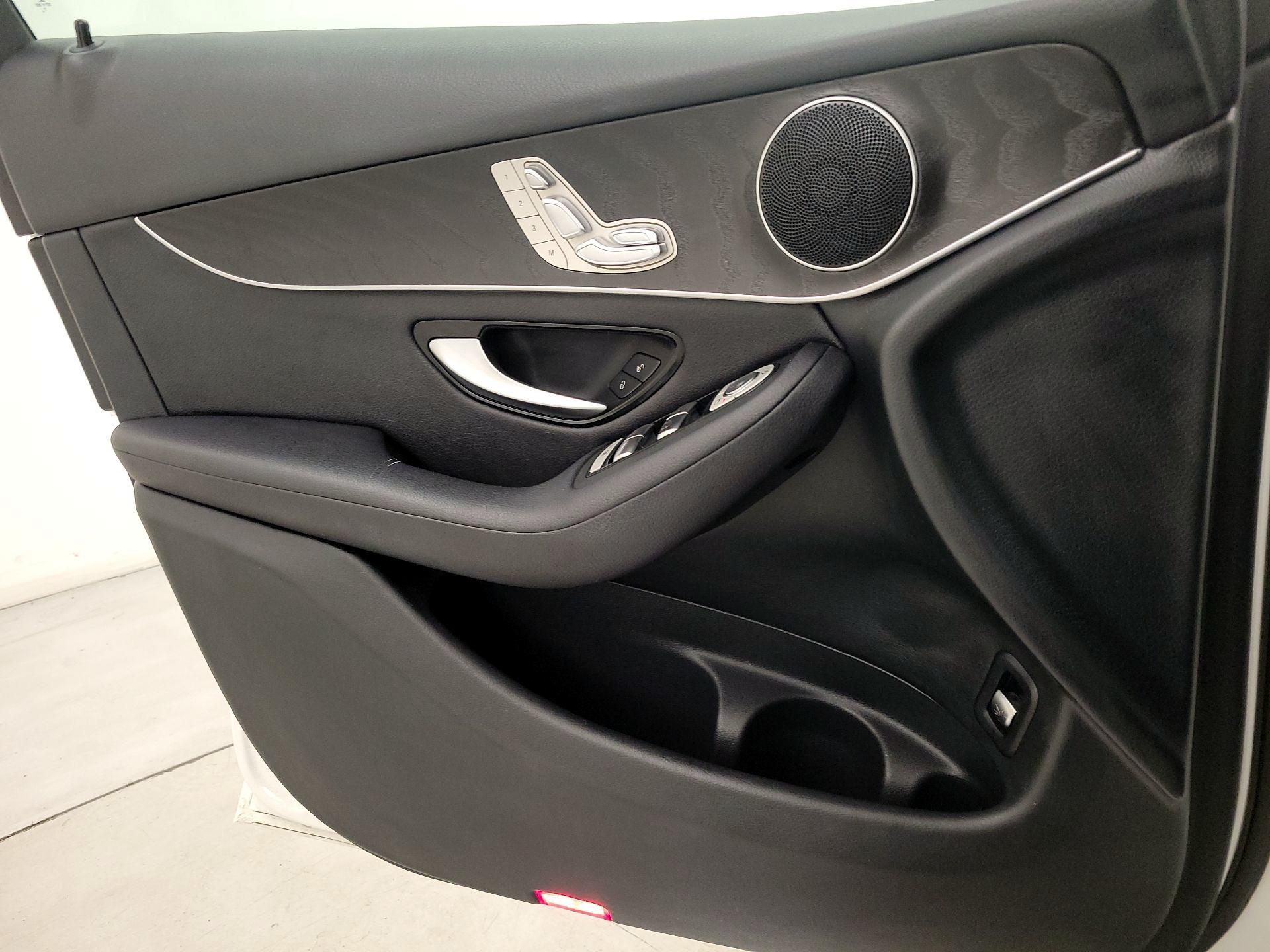 Thumbnail: 2018 Mercedes-Benz GLC - 12