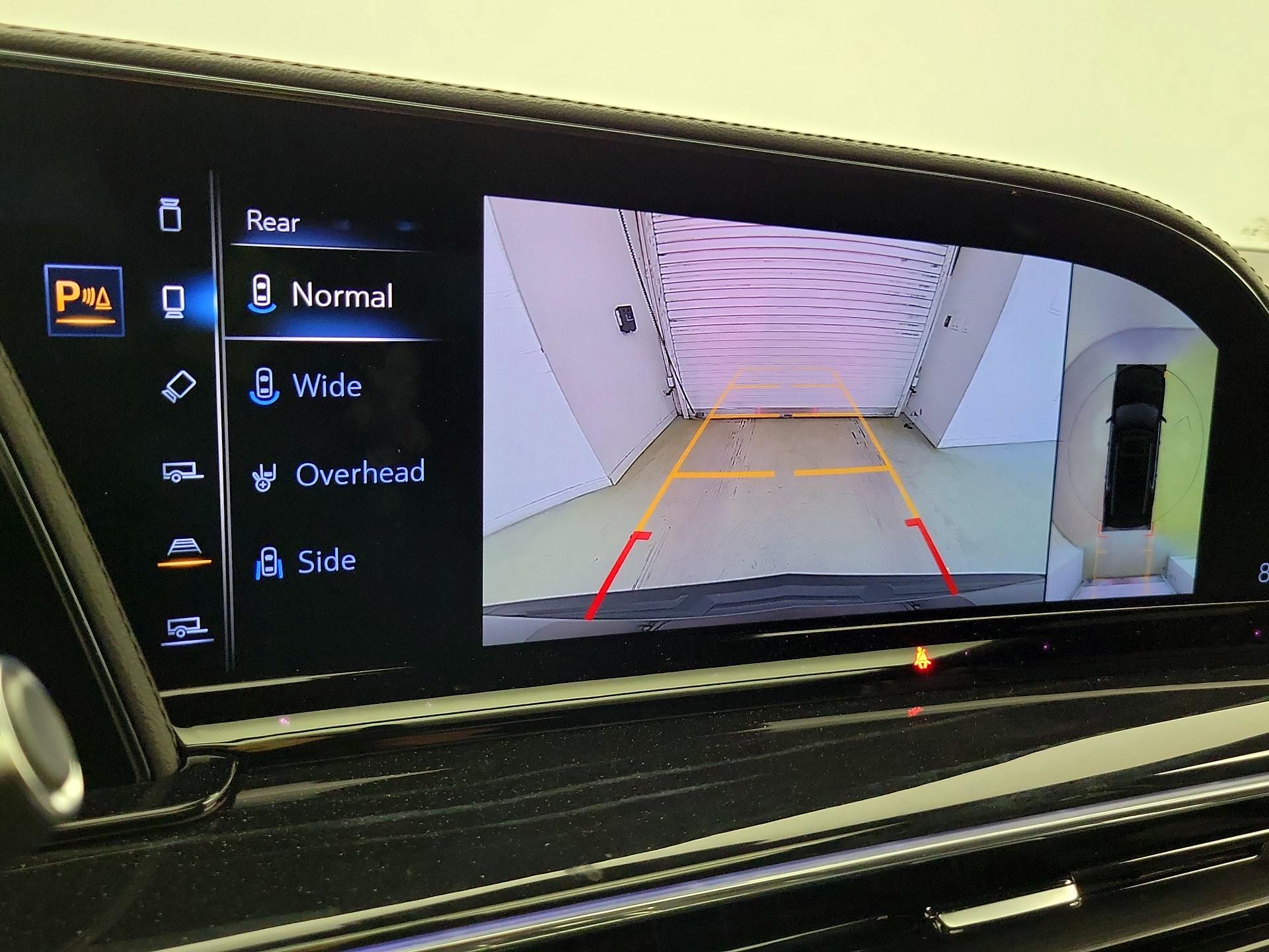 Thumbnail: 2023 Cadillac Escalade - 15