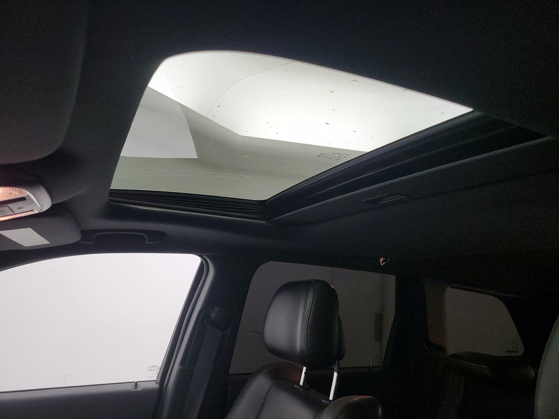 Thumbnail: 2015 Jeep Grand Cherokee - 19