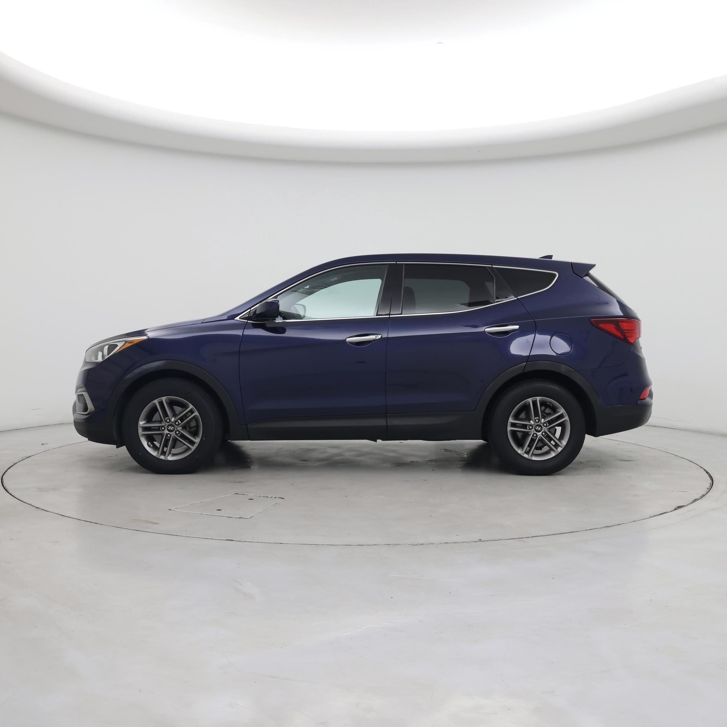 Thumbnail: 2017 Hyundai Santa Fe - 3