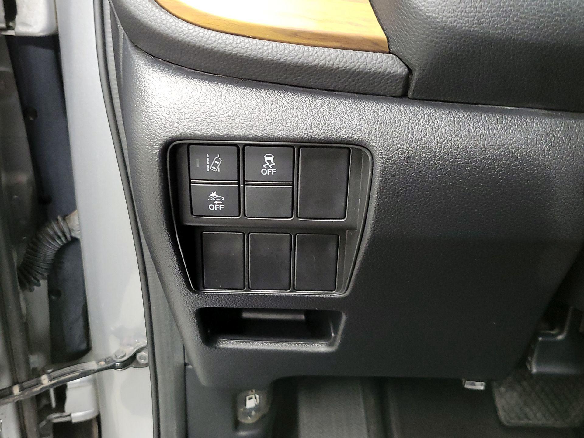Thumbnail: 2020 Honda CR-V - 13