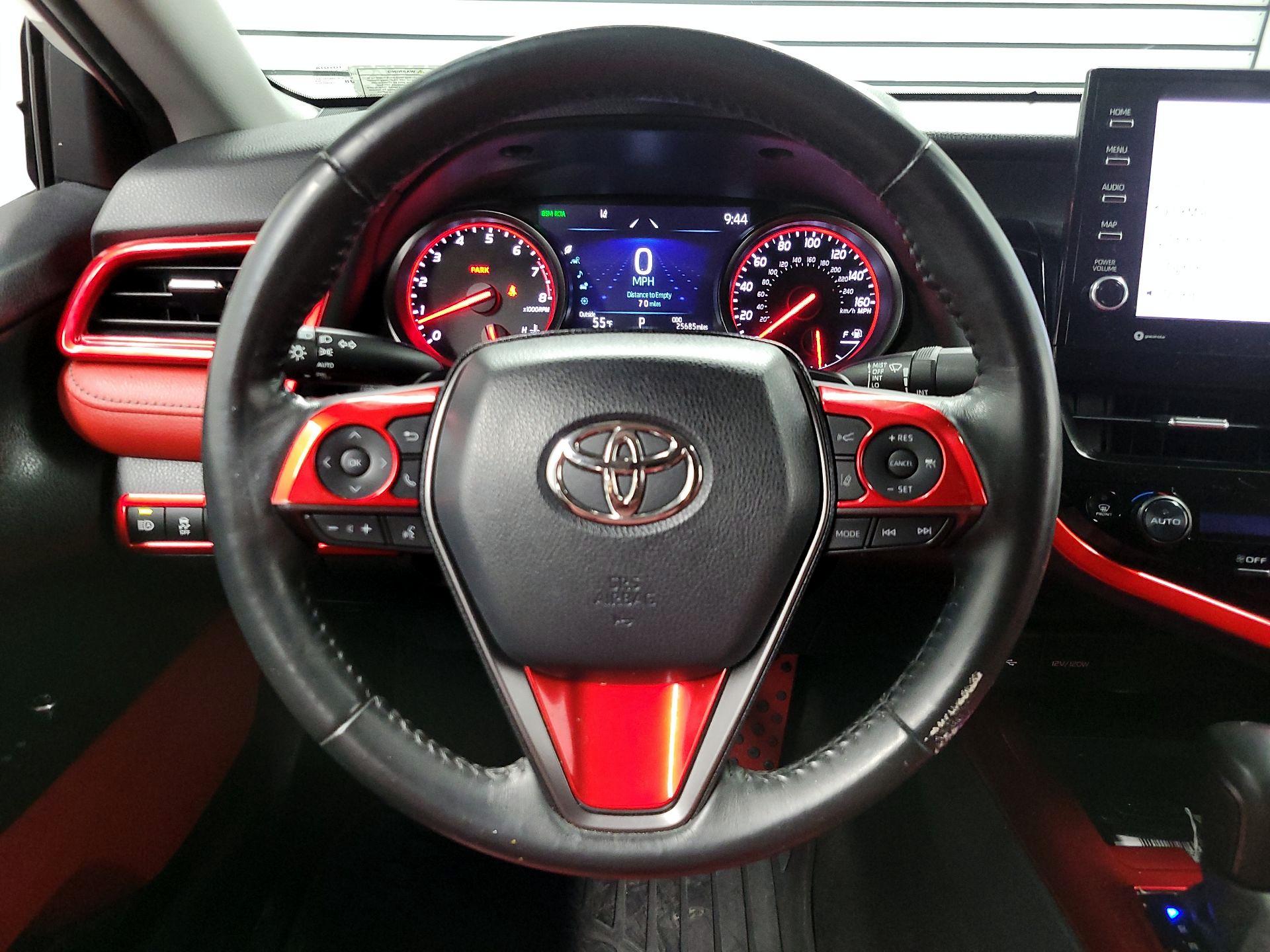 Thumbnail: 2021 Toyota Camry - 10