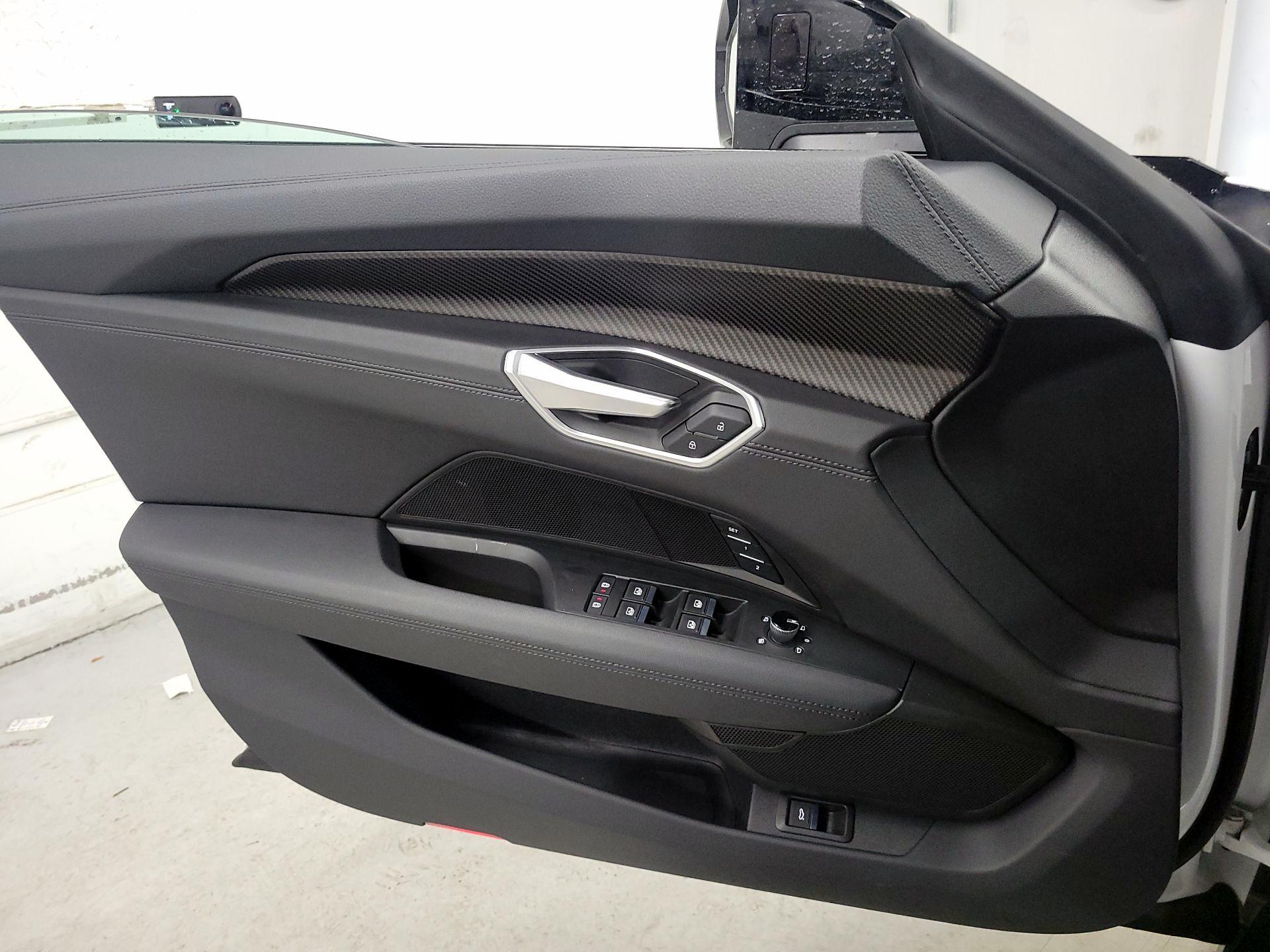 Thumbnail: 2022 Audi e-tron GT - 12