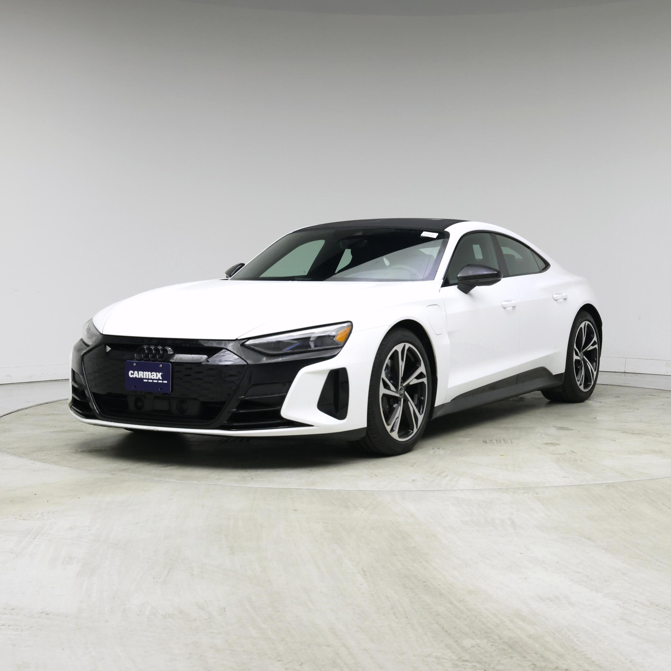 Thumbnail: 2022 Audi e-tron GT - 4