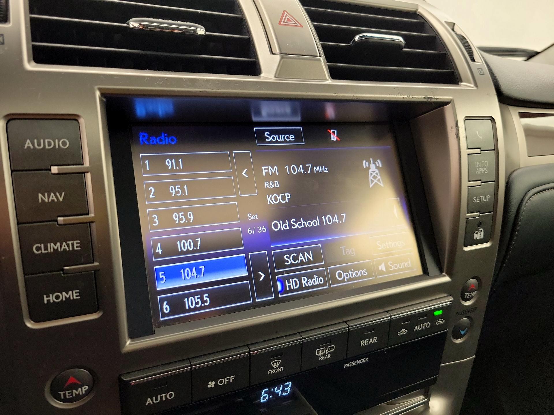 Thumbnail: 2019 Lexus GX - 16