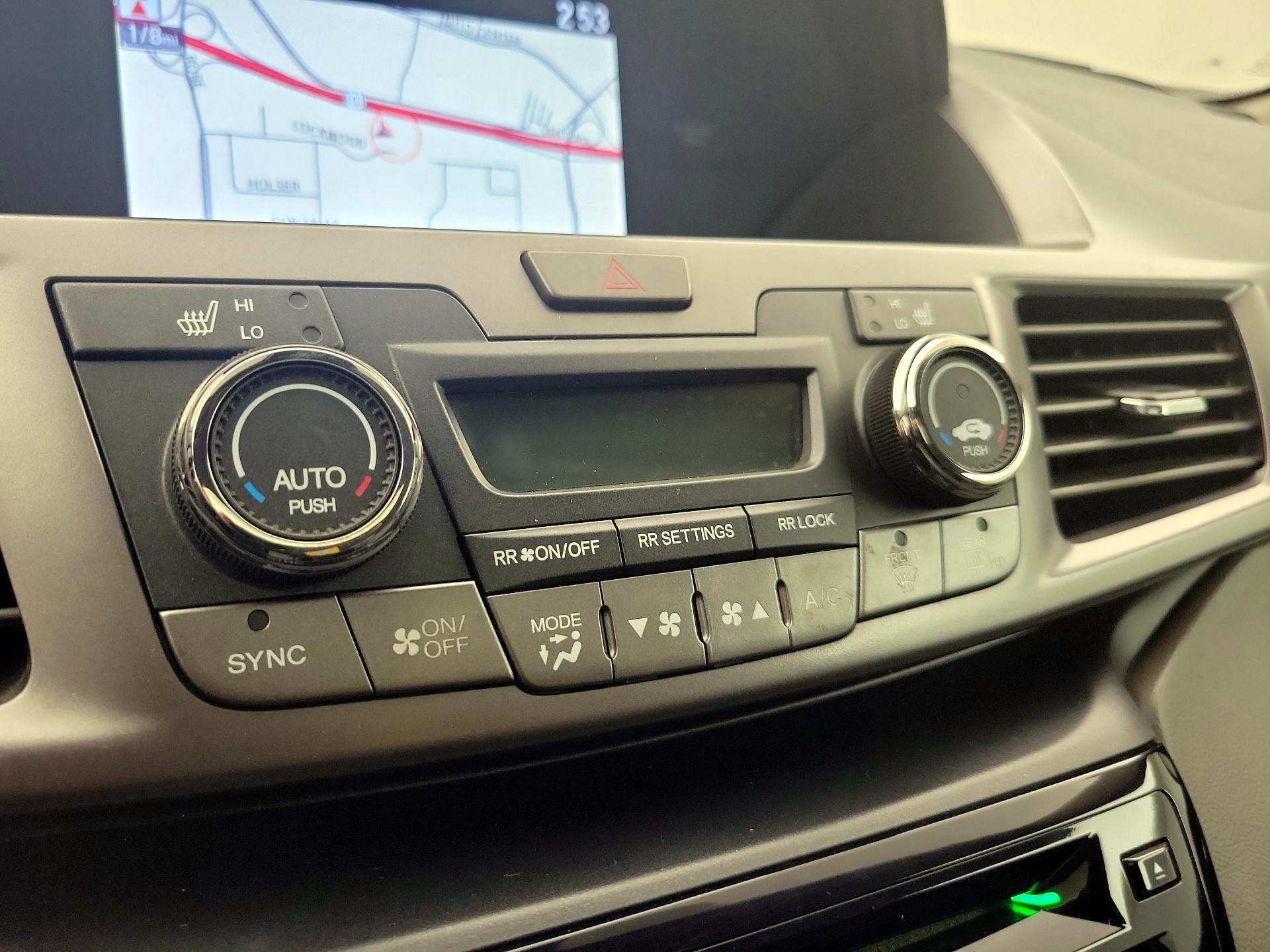 Thumbnail: 2014 Honda Odyssey - 17