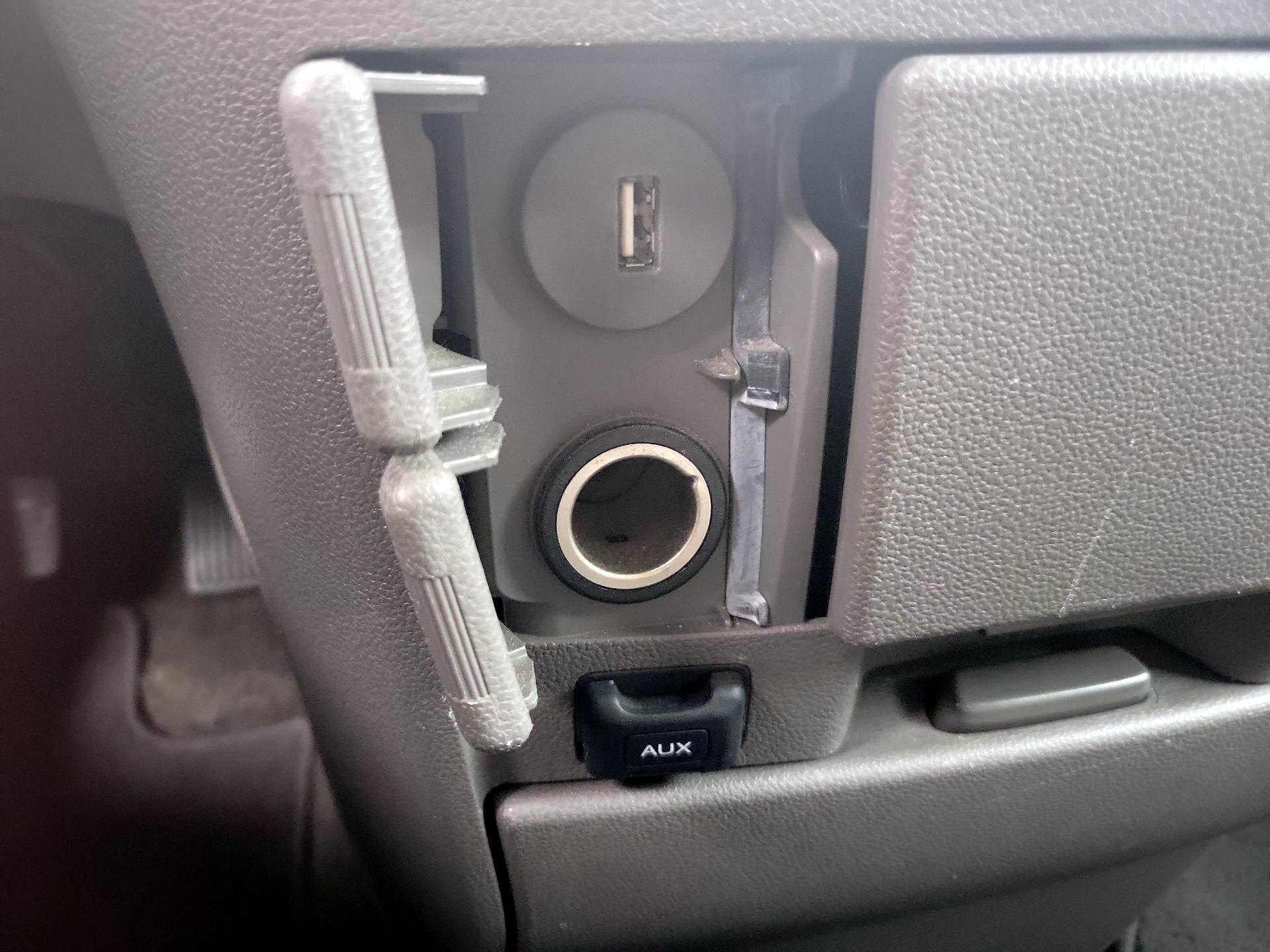 Thumbnail: 2014 Honda Odyssey - 19