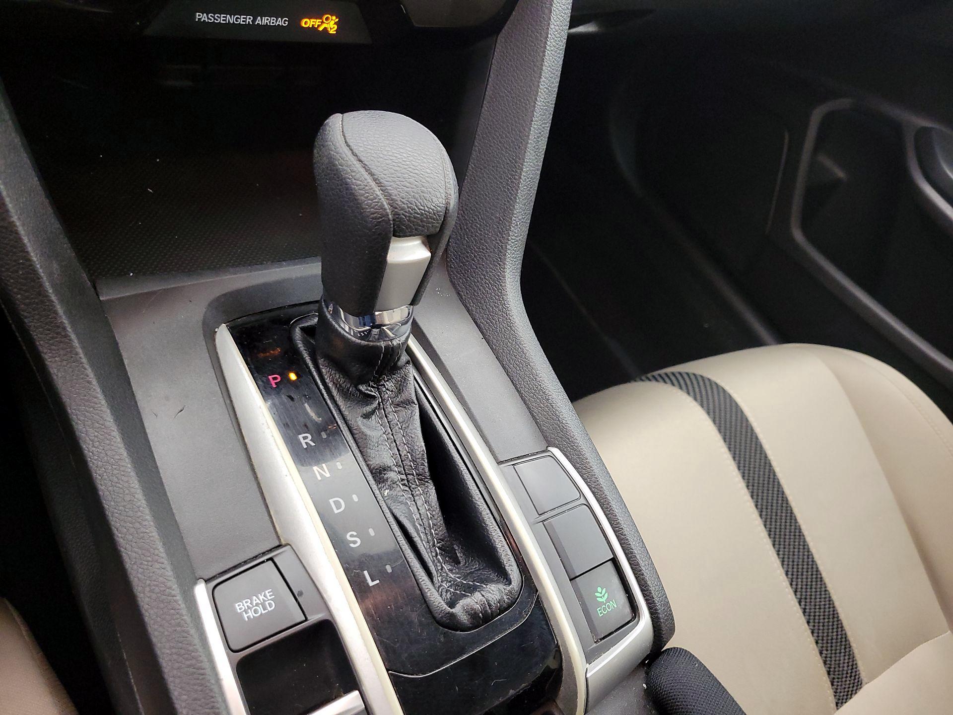 Thumbnail: 2017 Honda Civic - 17