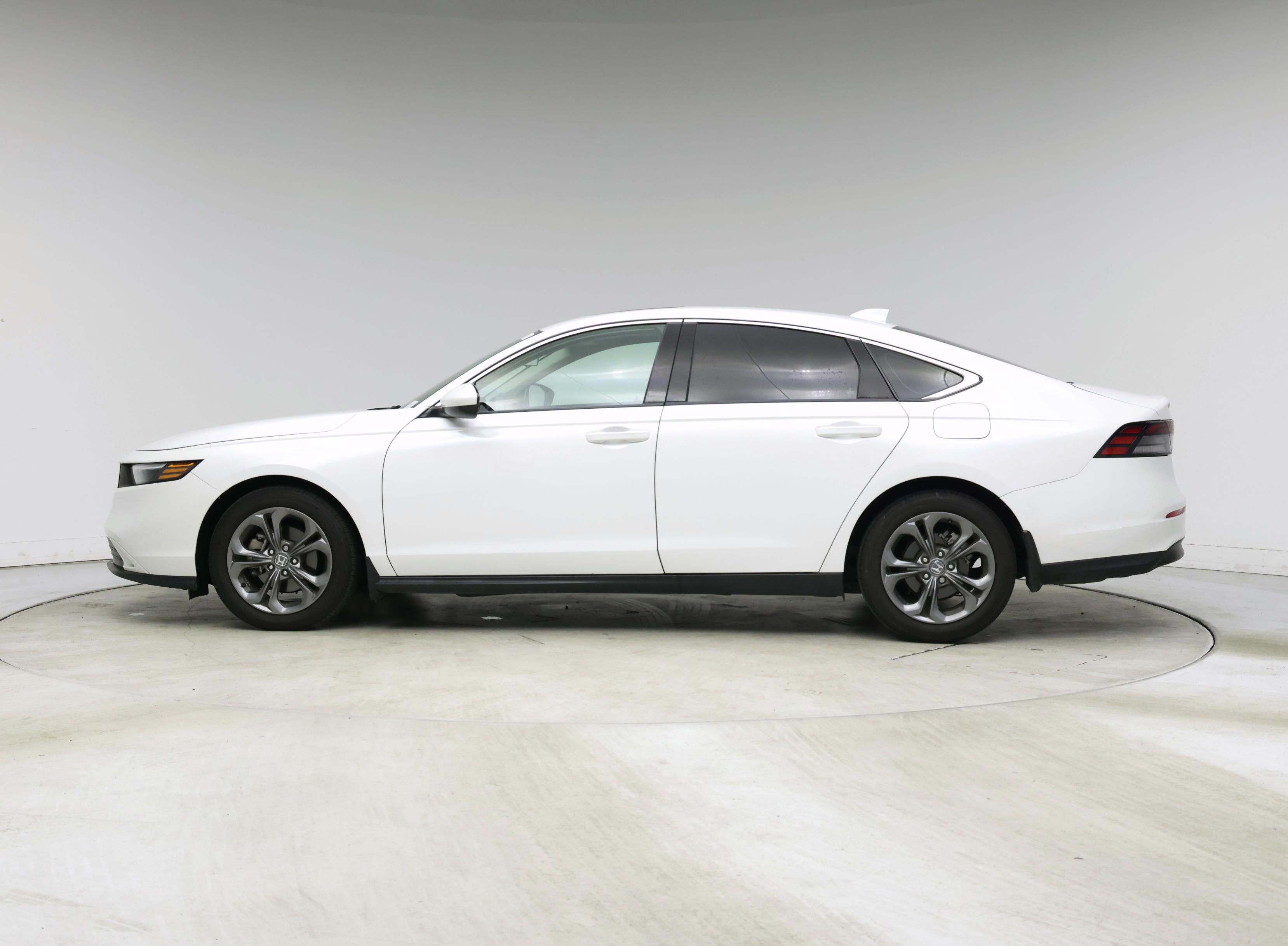 Thumbnail: 2023 Honda Accord - 3