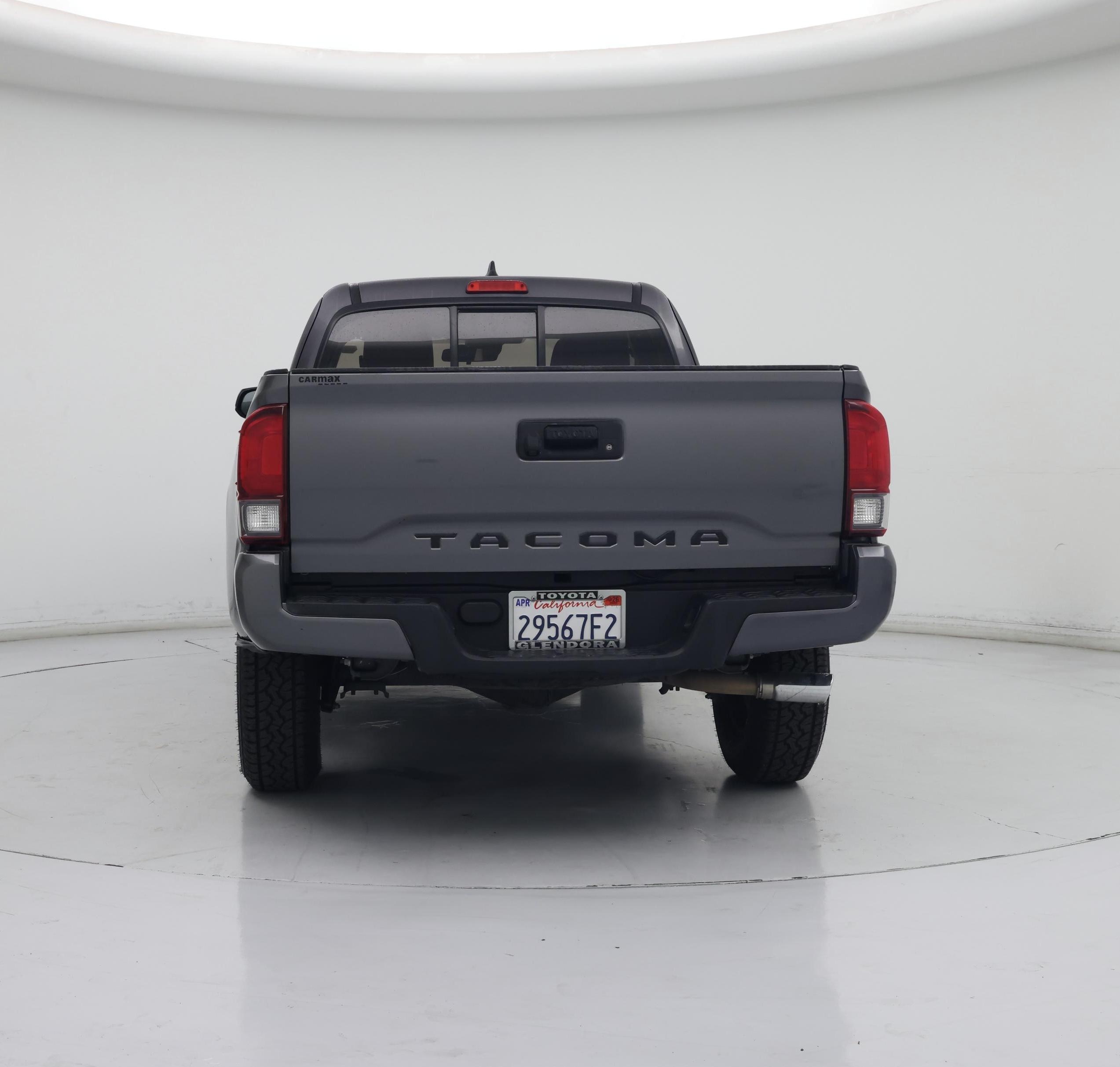Thumbnail: 2018 Toyota Tacoma - 6