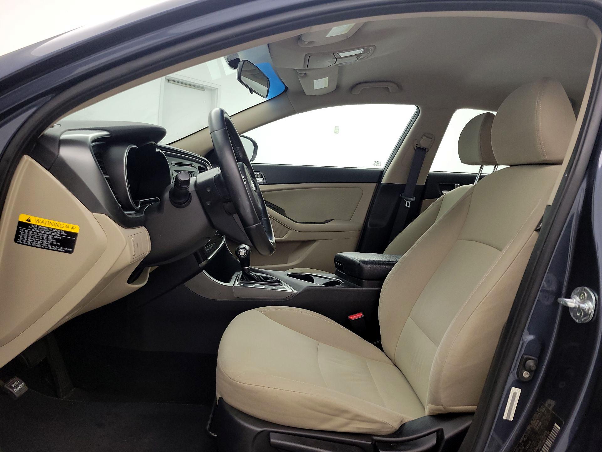 Thumbnail: 2015 Kia Optima - 11