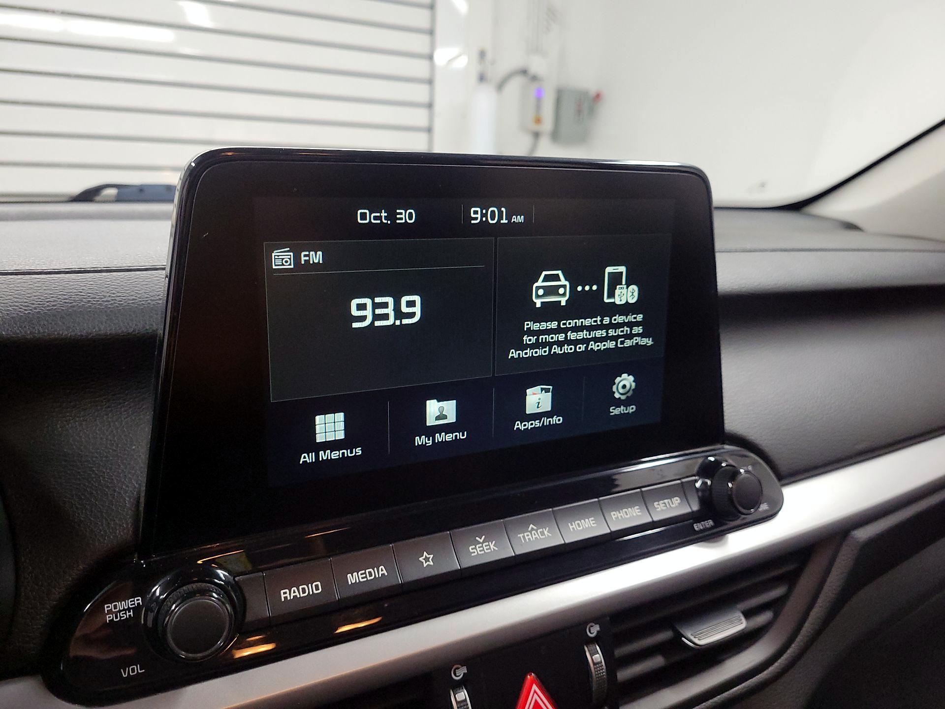 Thumbnail: 2020 Kia Forte - 15