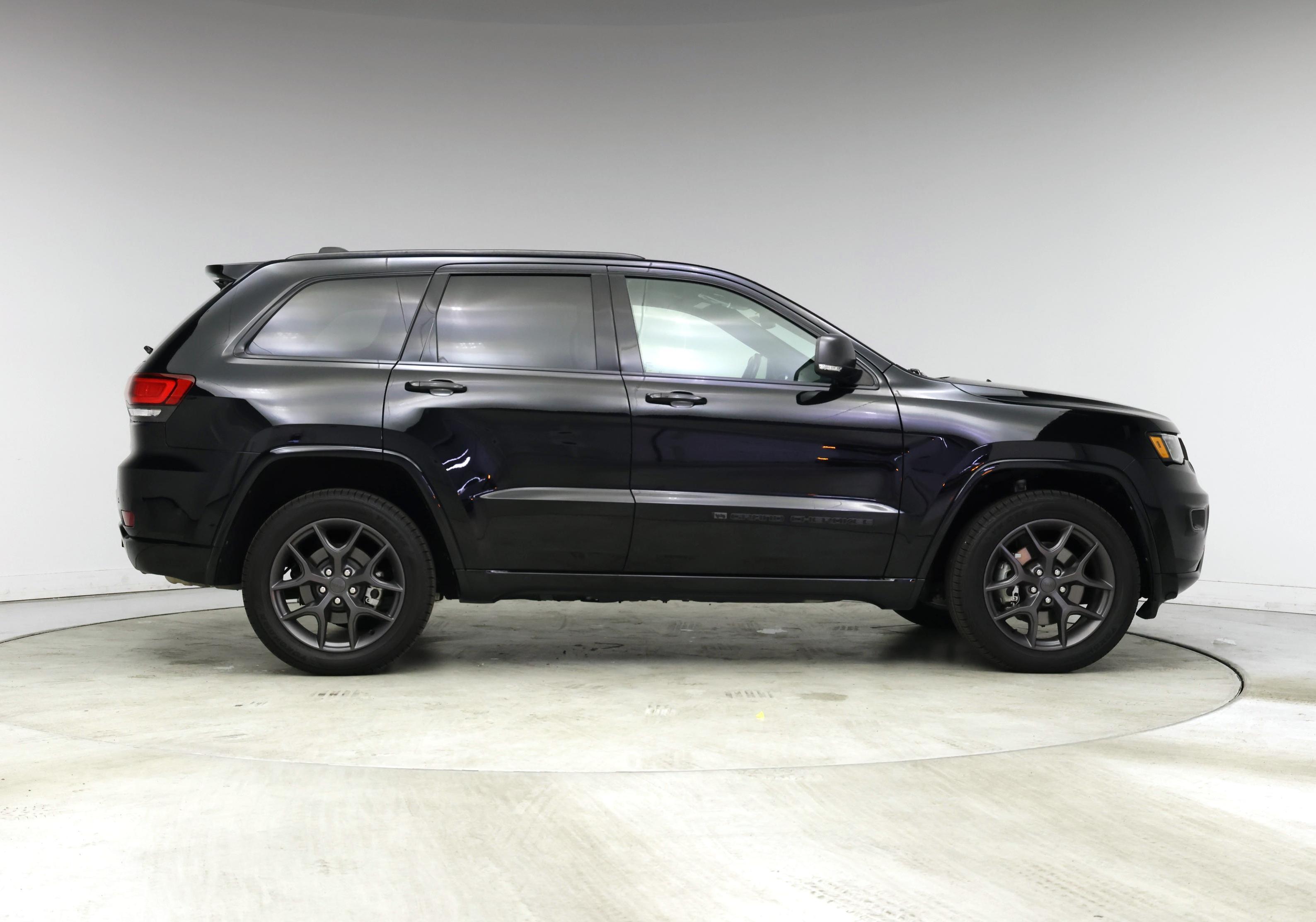 Thumbnail: 2021 Jeep Grand Cherokee - 7