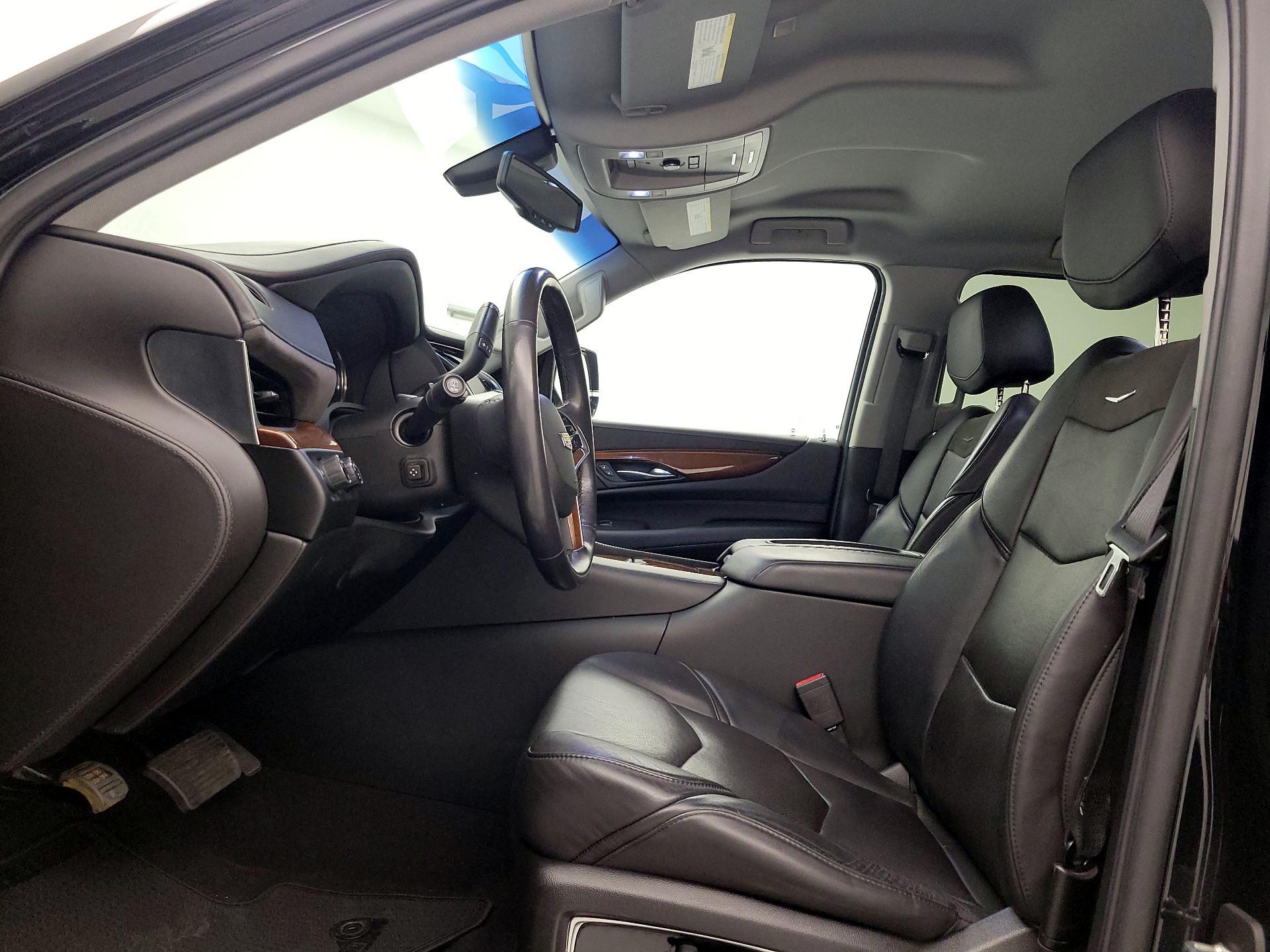 Thumbnail: 2019 Cadillac Escalade - 11