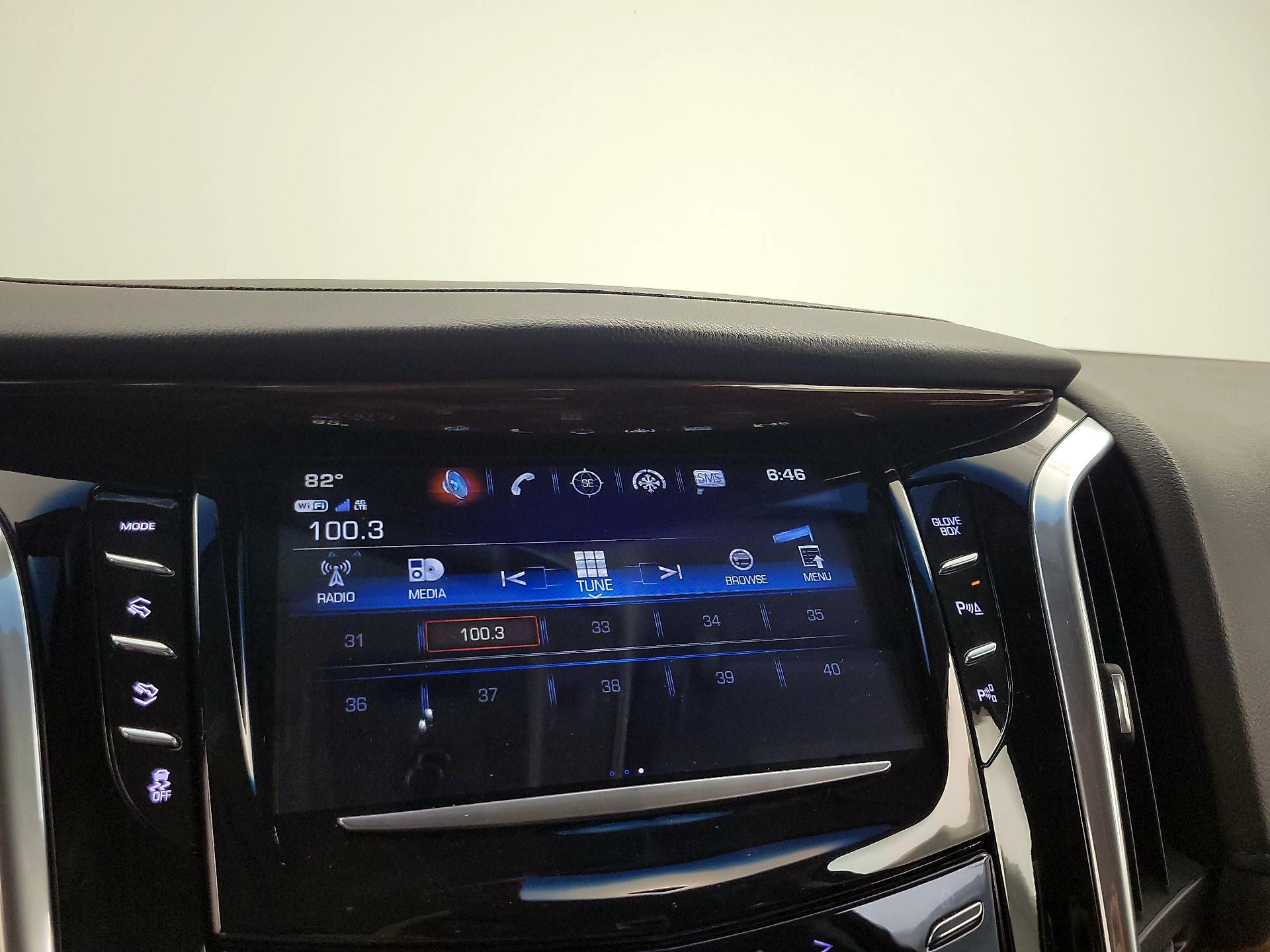 Thumbnail: 2019 Cadillac Escalade - 16