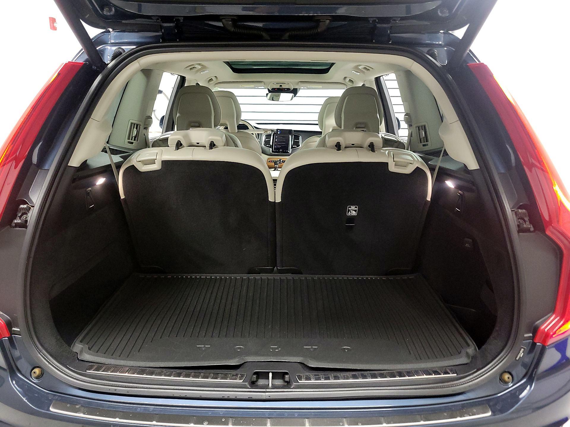 Thumbnail: 2020 Volvo XC90 - 18