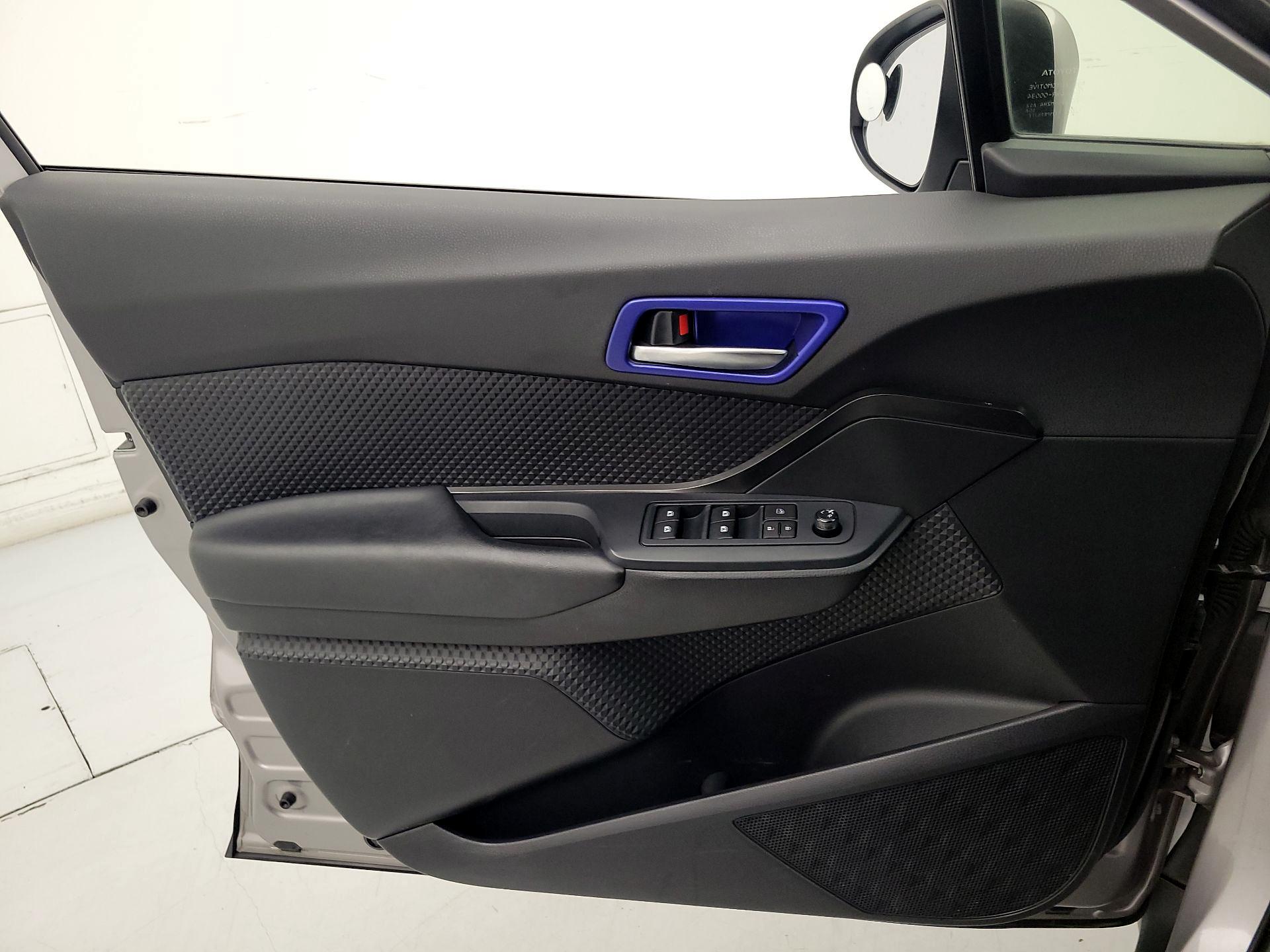 Thumbnail: 2019 Toyota C-HR - 12