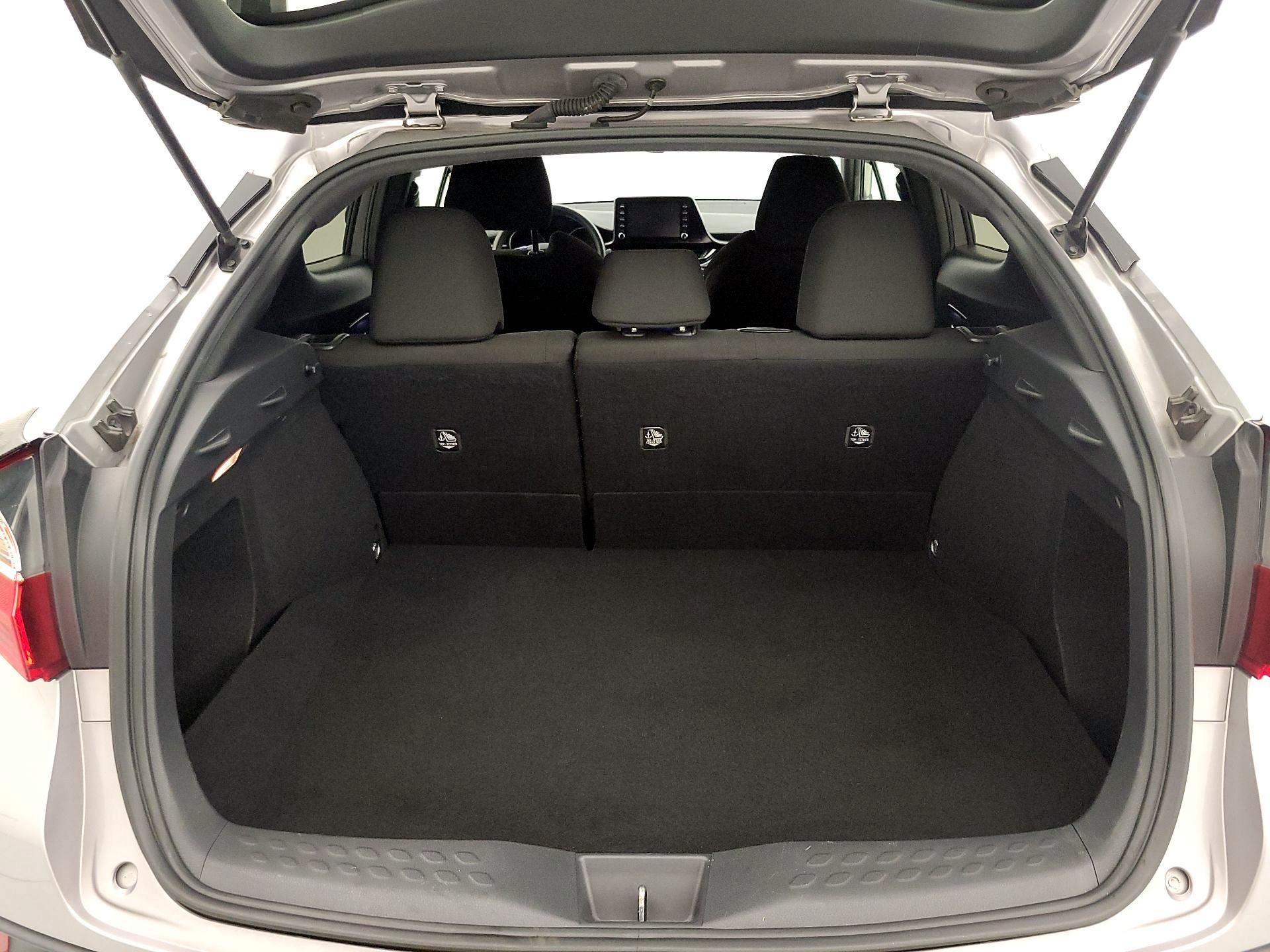 Thumbnail: 2019 Toyota C-HR - 20