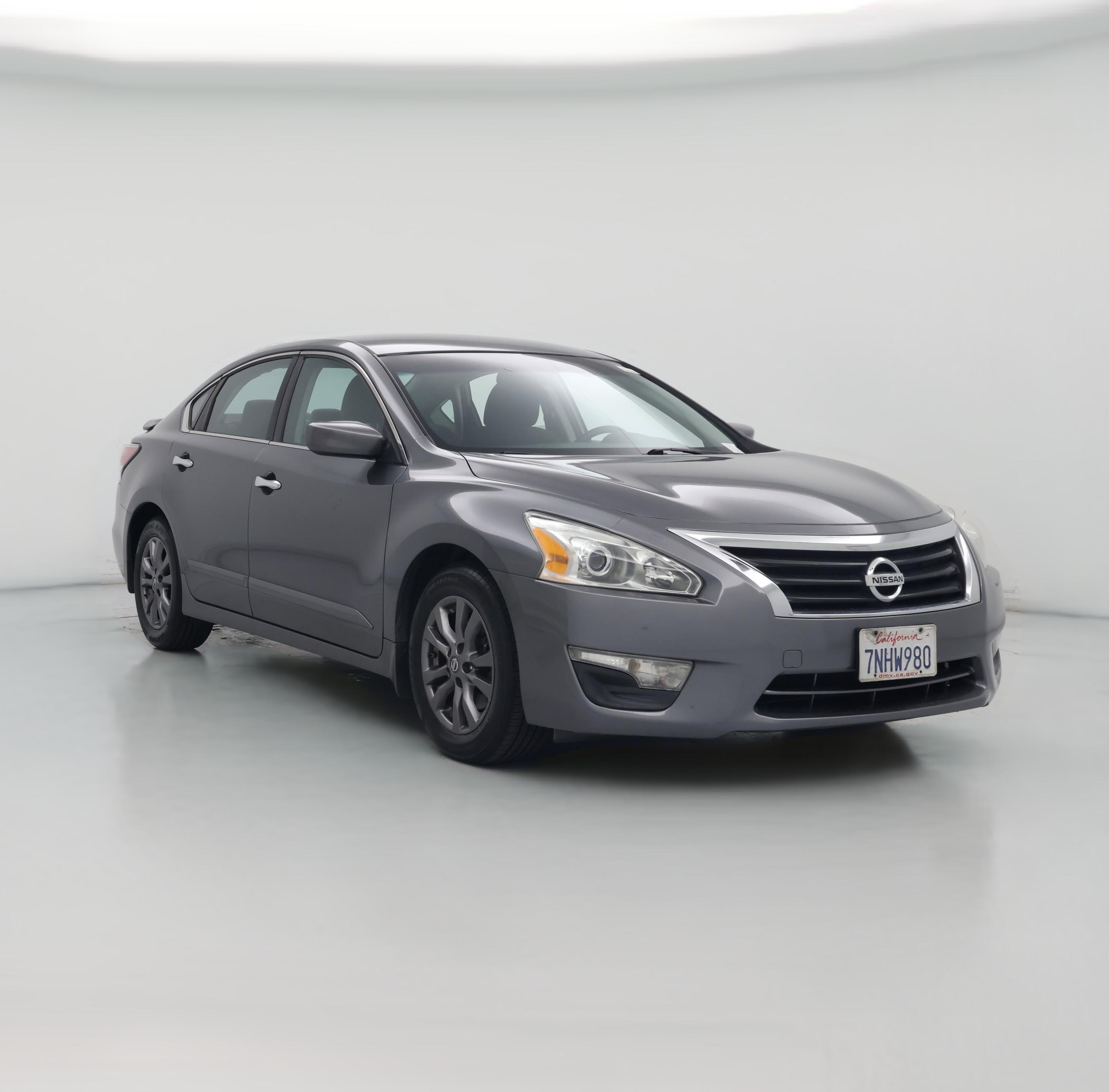 Thumbnail: 2015 Nissan Altima - 1