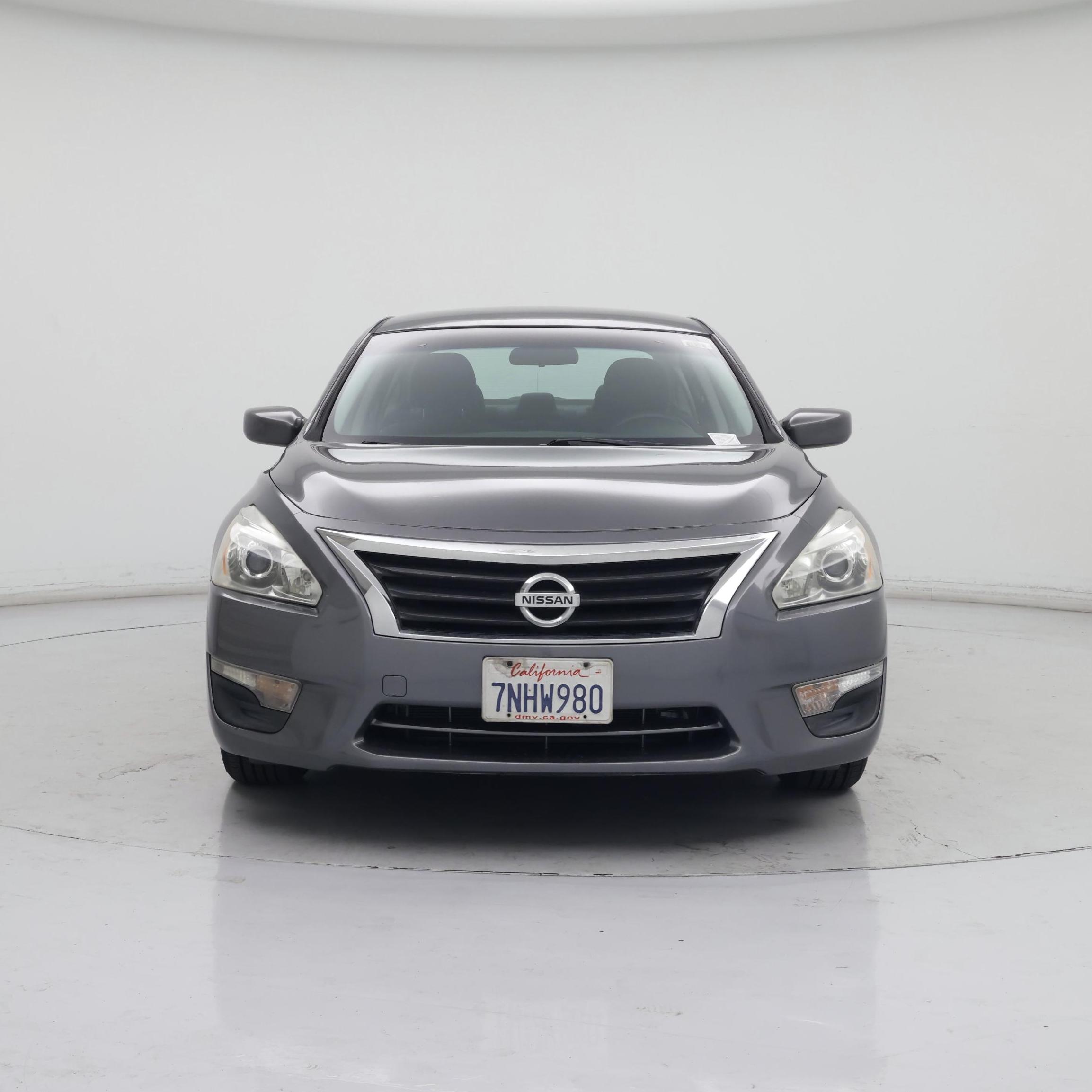 Thumbnail: 2015 Nissan Altima - 5