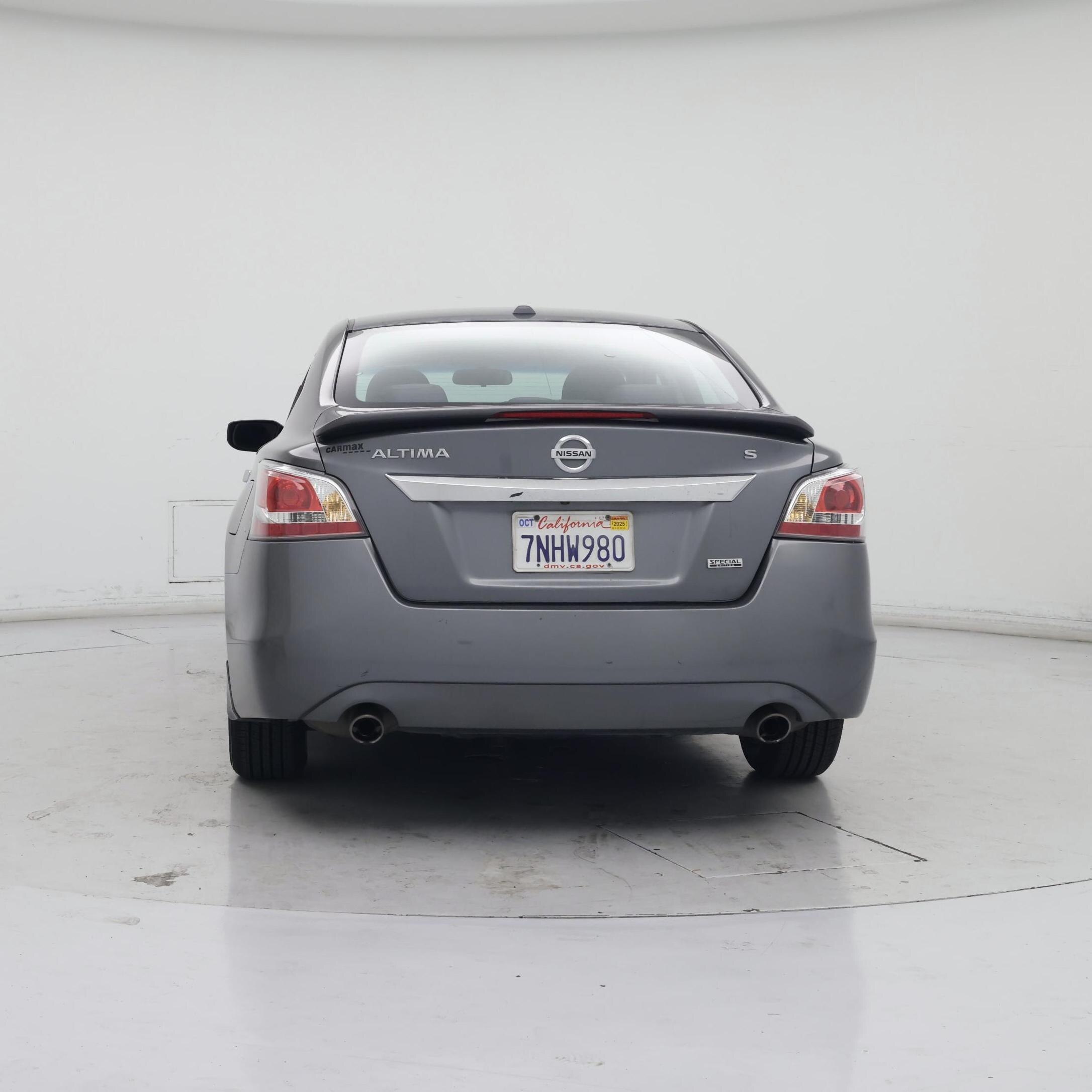 Thumbnail: 2015 Nissan Altima - 6