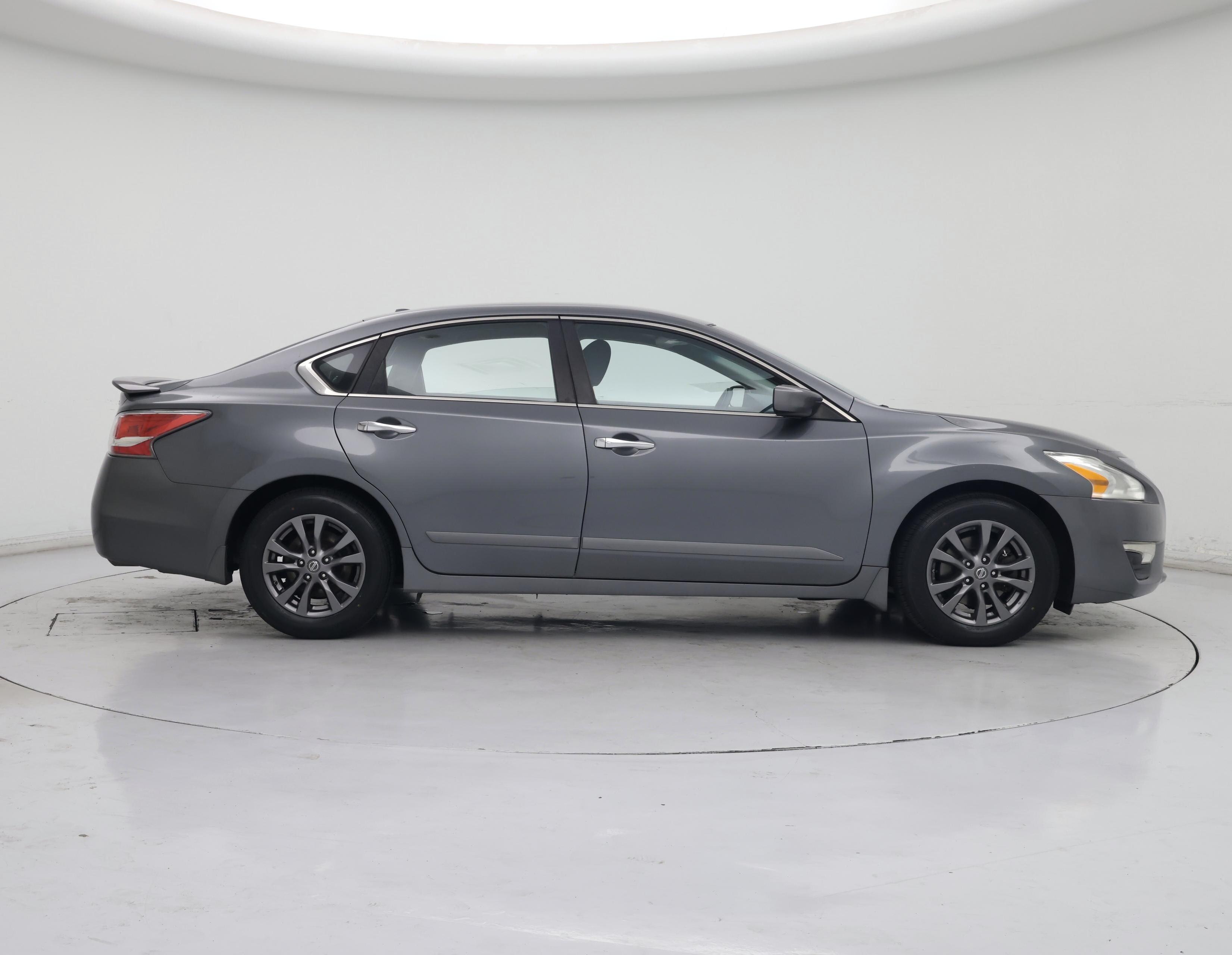 Thumbnail: 2015 Nissan Altima - 7