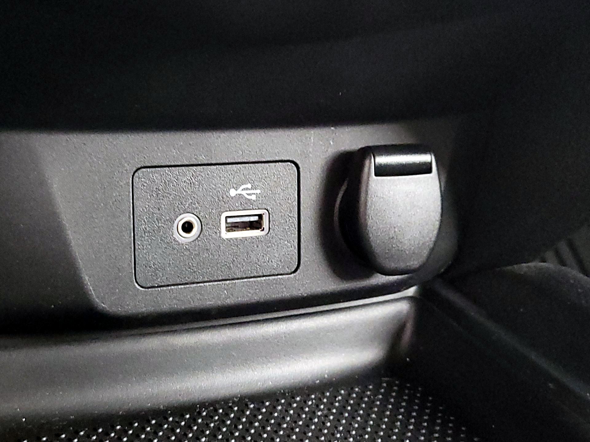 Thumbnail: 2019 Nissan Rogue - 18