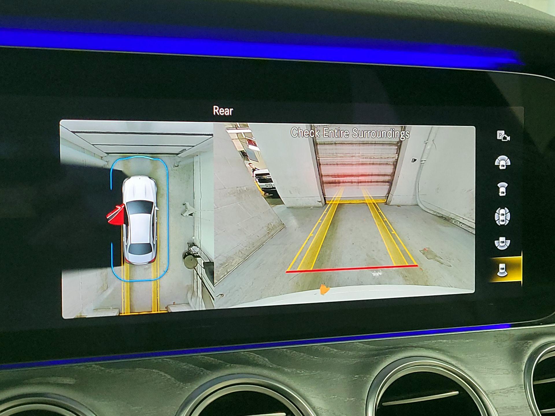 Thumbnail: 2021 Mercedes-Benz E-Class - 13