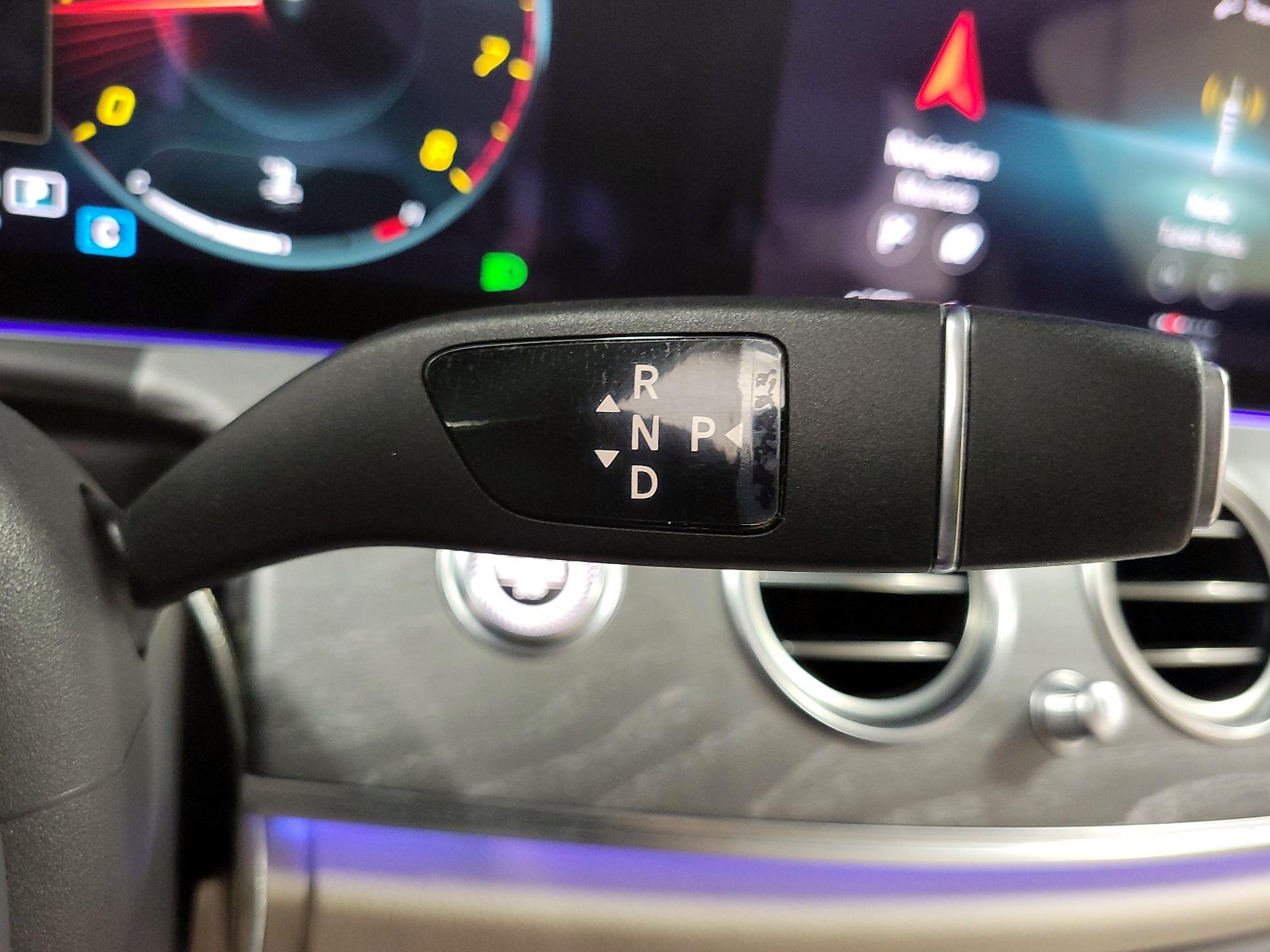 Thumbnail: 2021 Mercedes-Benz E-Class - 16