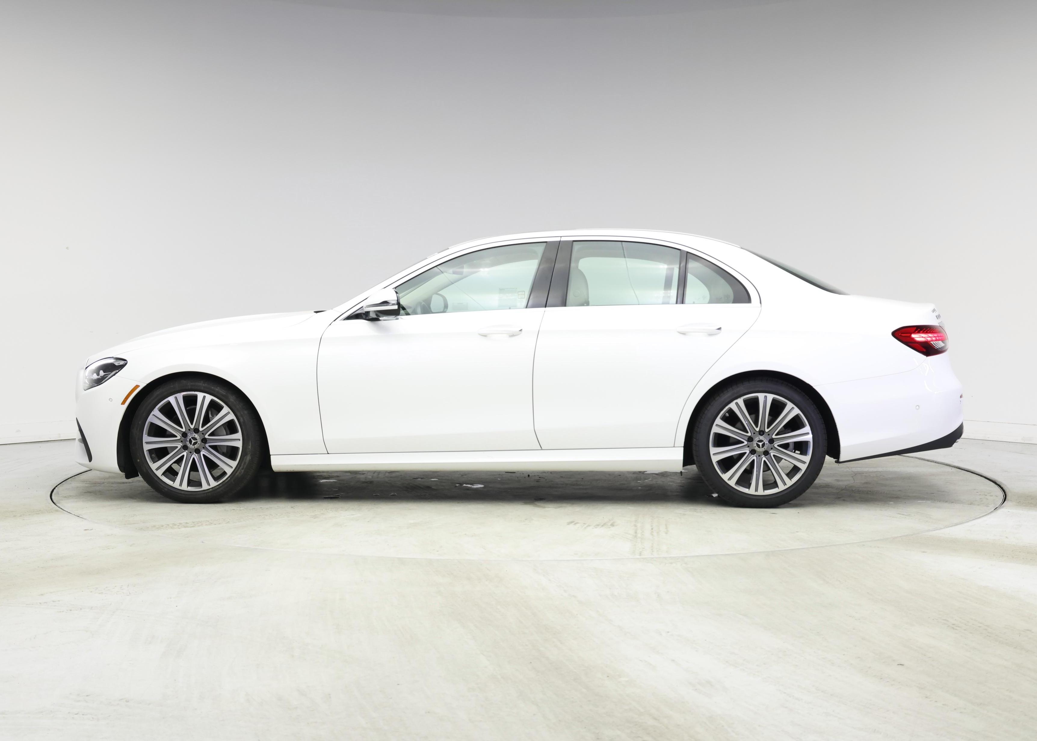 Thumbnail: 2021 Mercedes-Benz E-Class - 3