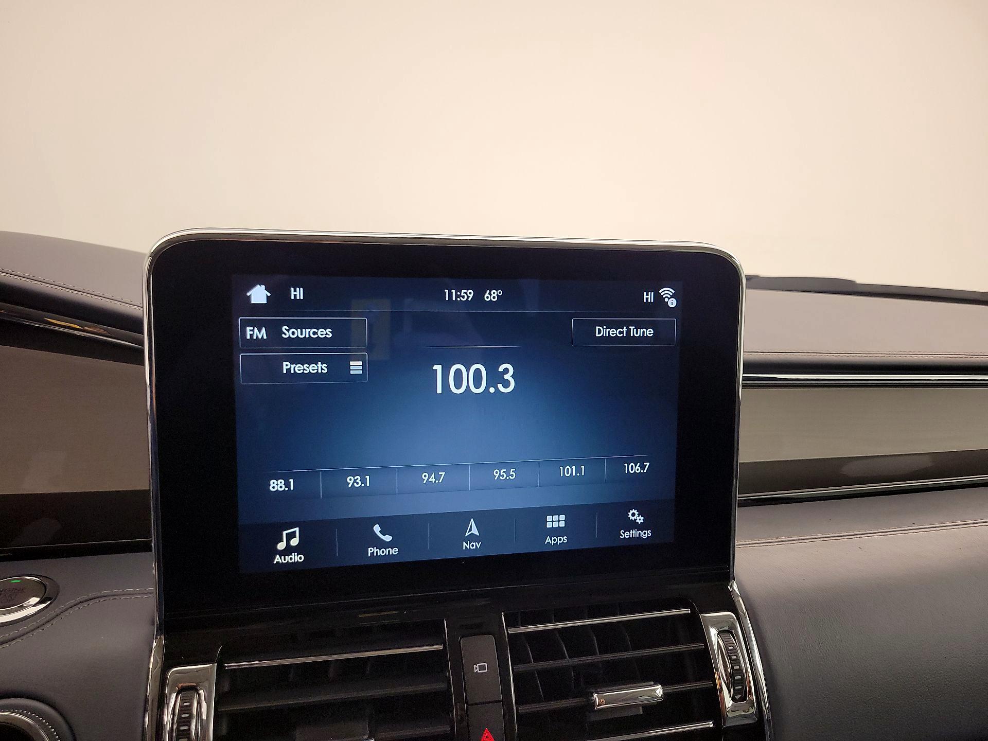 Thumbnail: 2018 Lincoln Navigator - 16