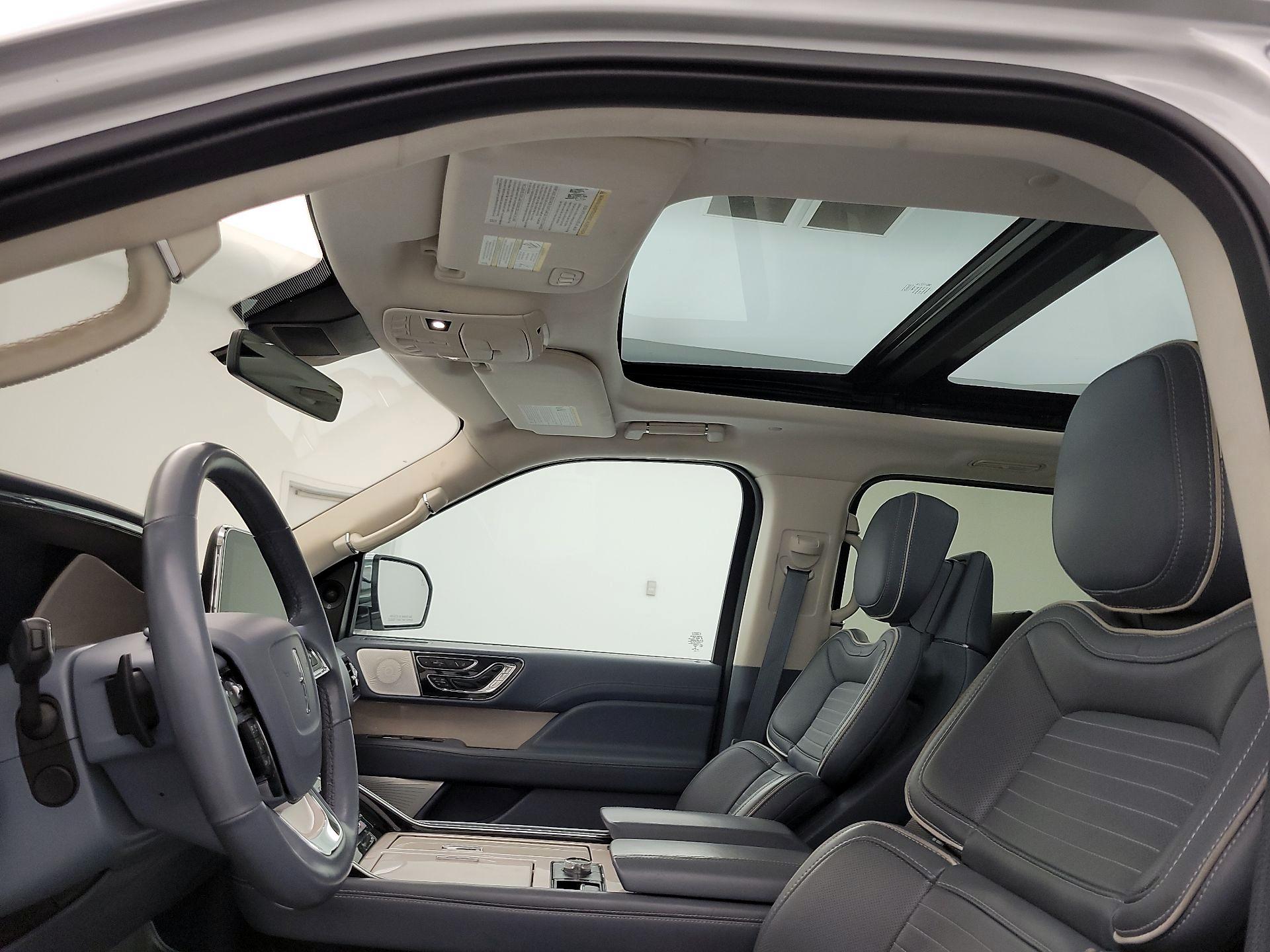 Thumbnail: 2018 Lincoln Navigator - 20