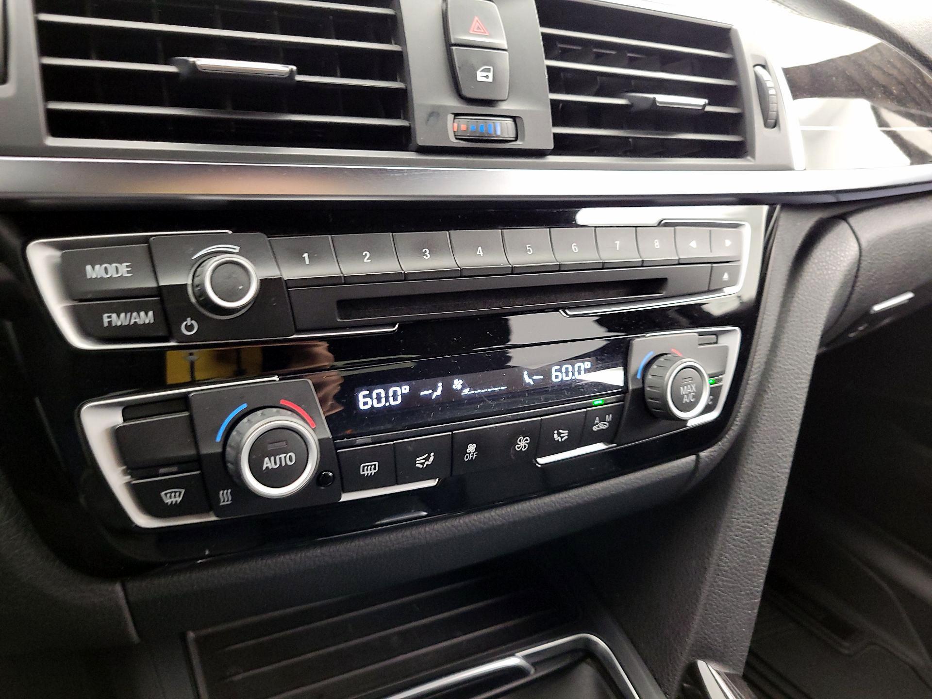 Thumbnail: 2018 BMW 3 Series - 16