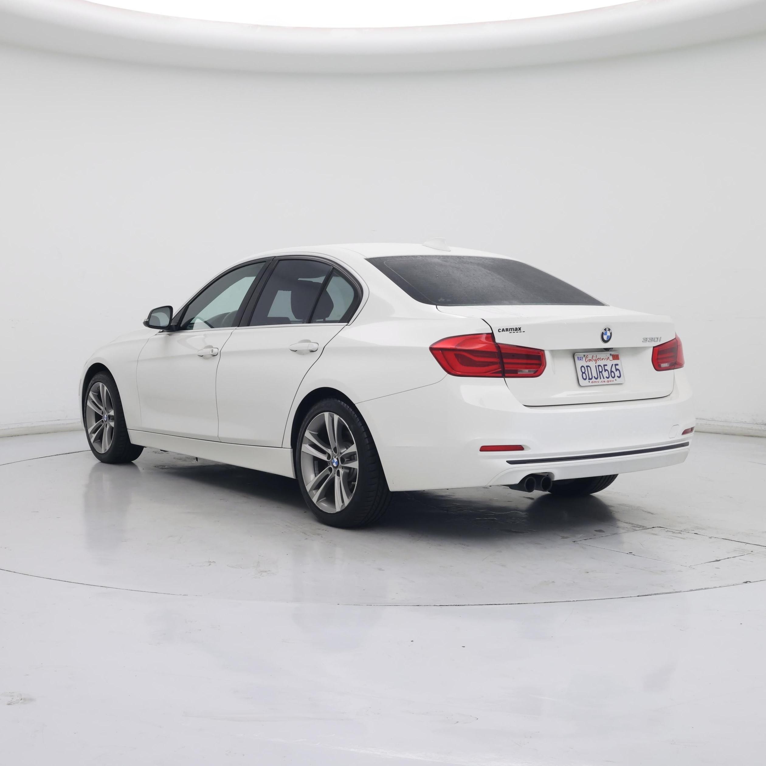 Thumbnail: 2018 BMW 3 Series - 2