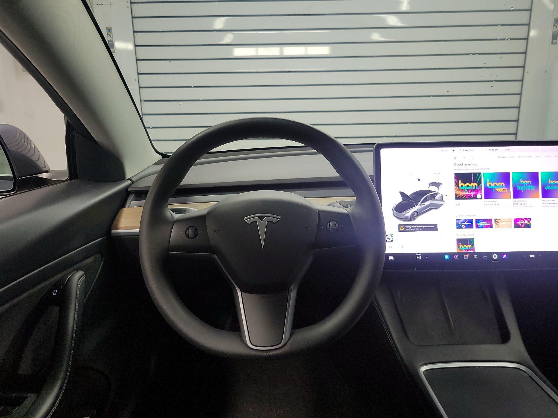 Thumbnail: 2021 Tesla Model 3 - 10