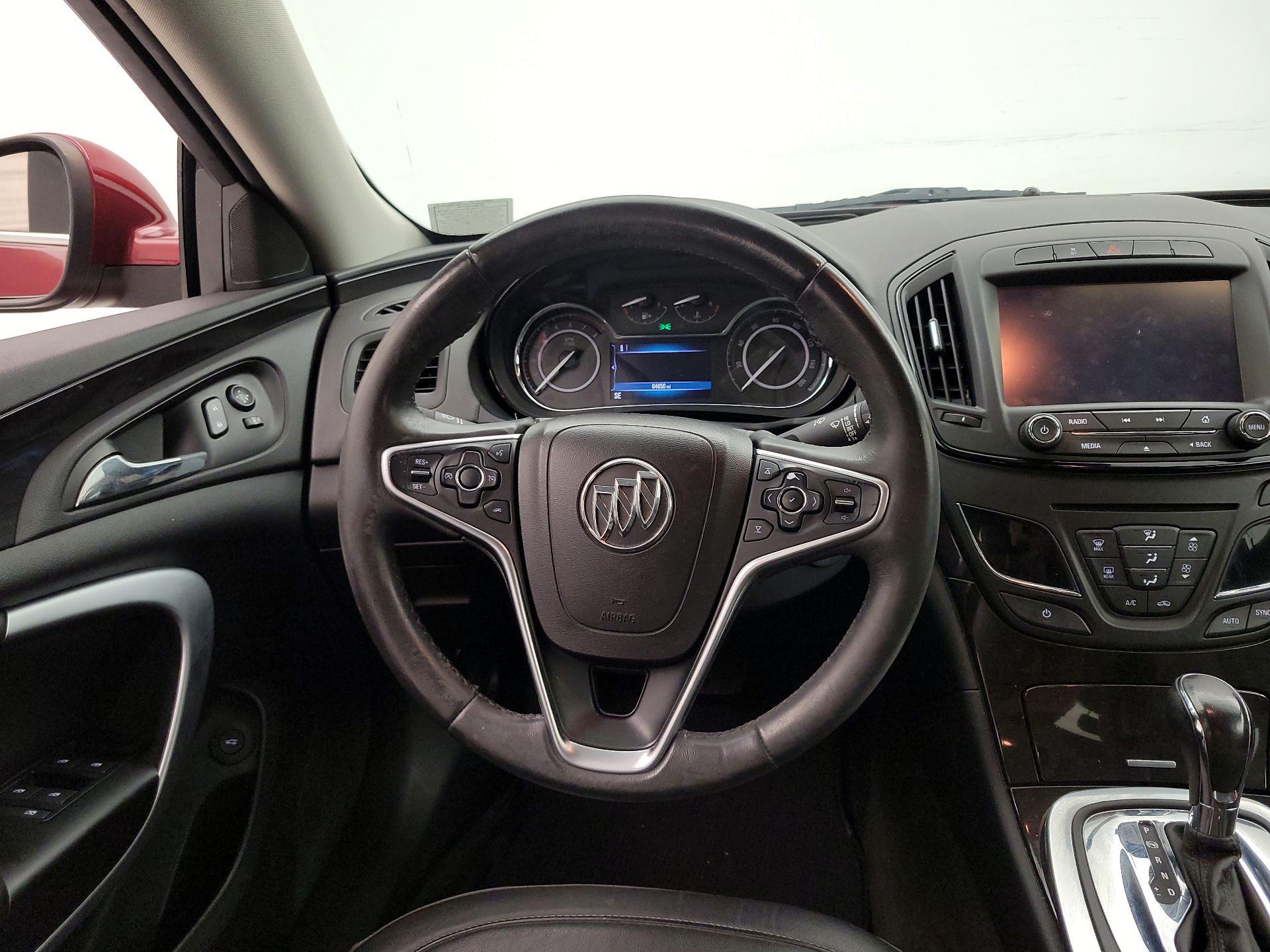 Thumbnail: 2017 Buick Regal - 10