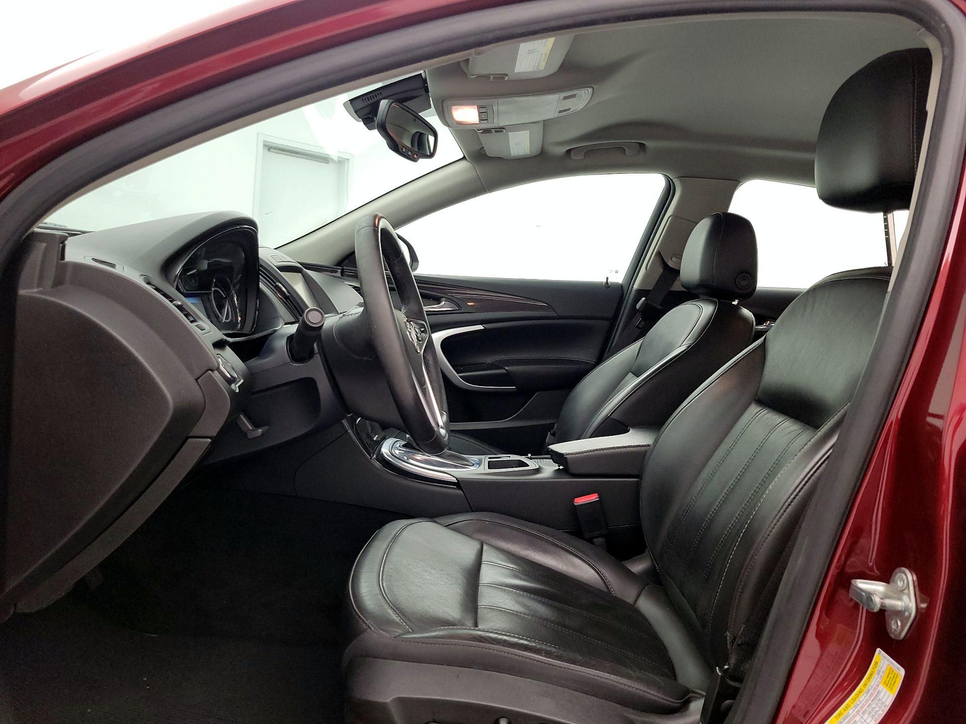 Thumbnail: 2017 Buick Regal - 11