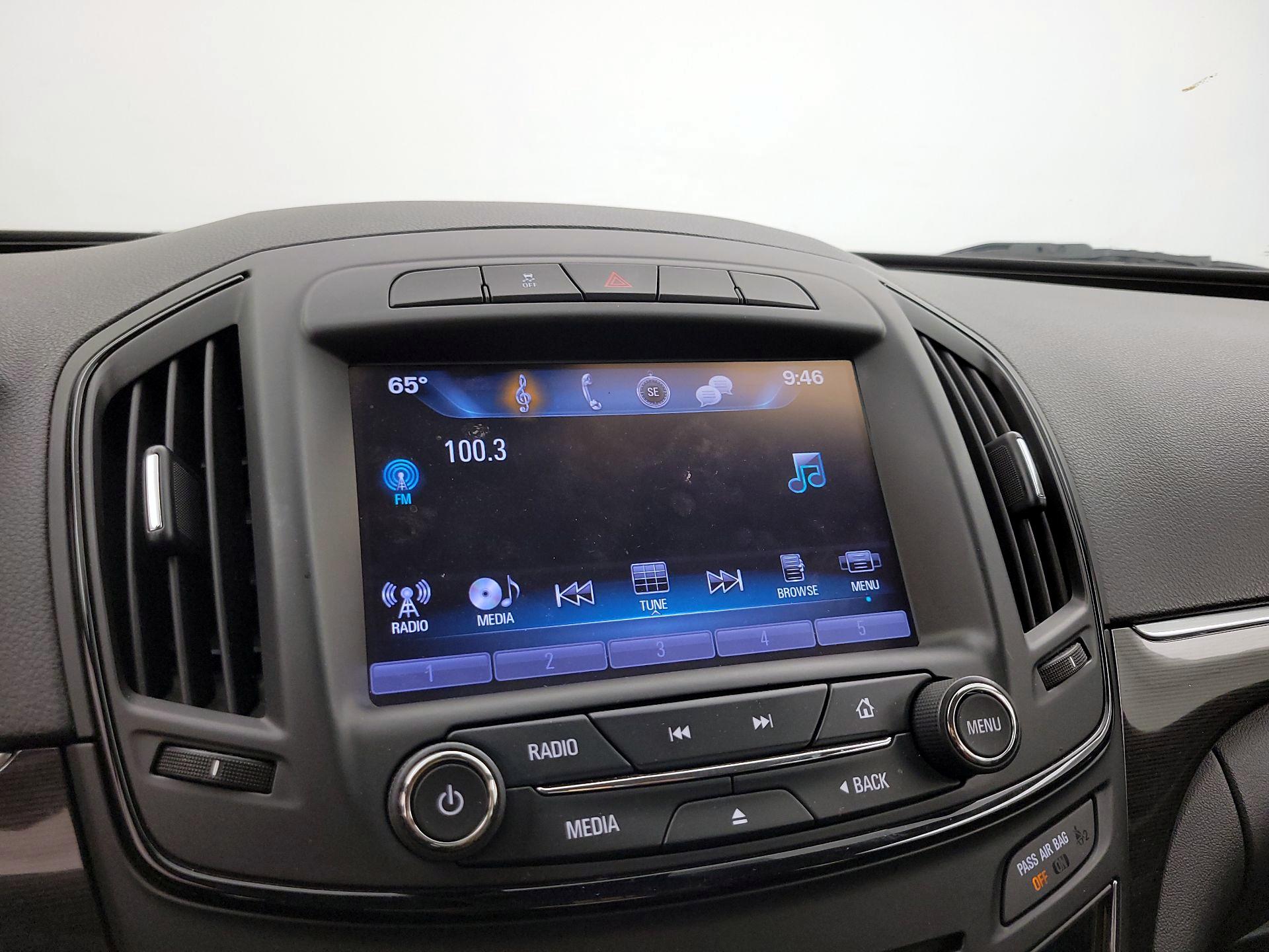 Thumbnail: 2017 Buick Regal - 16