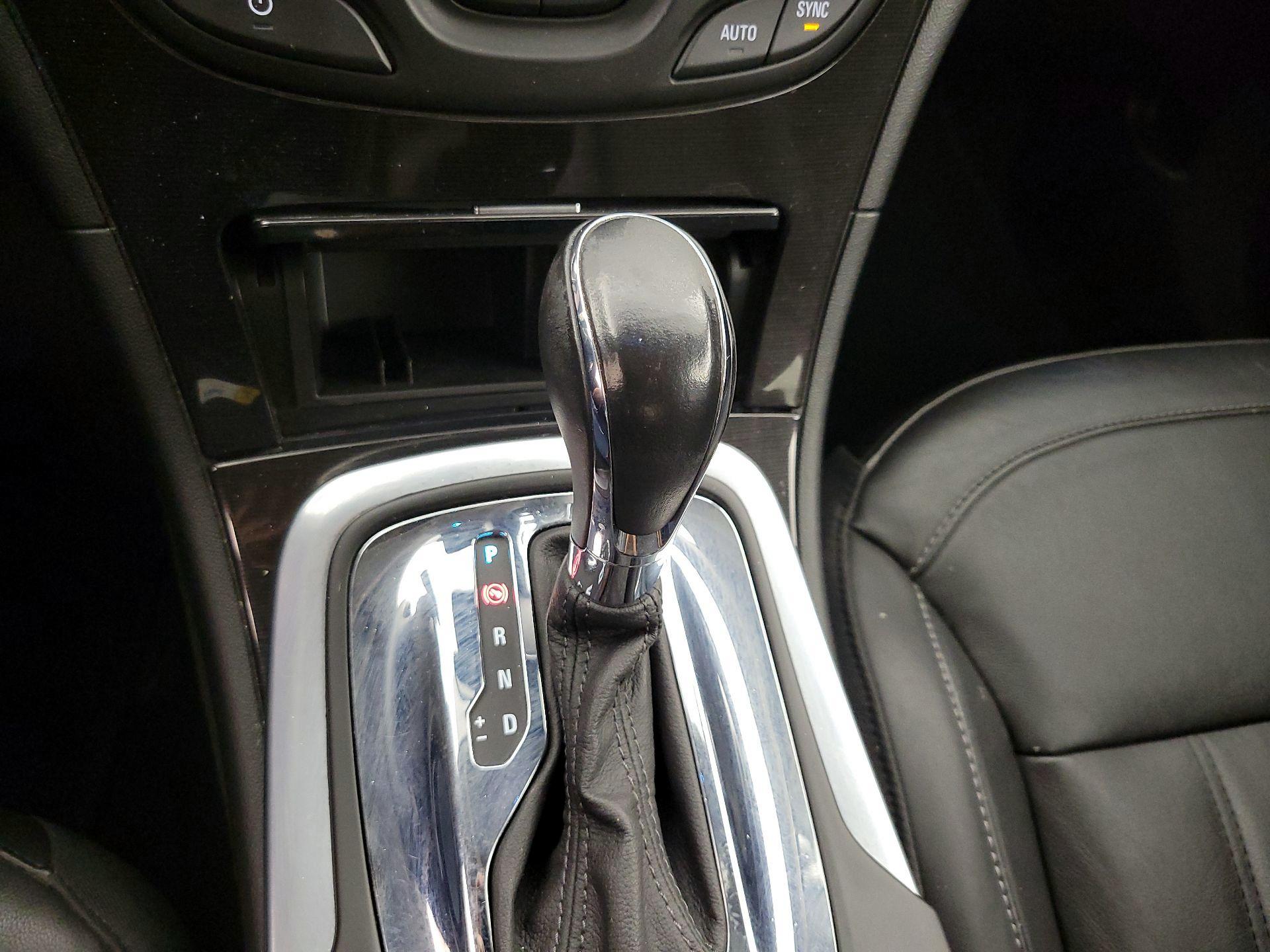 Thumbnail: 2017 Buick Regal - 18