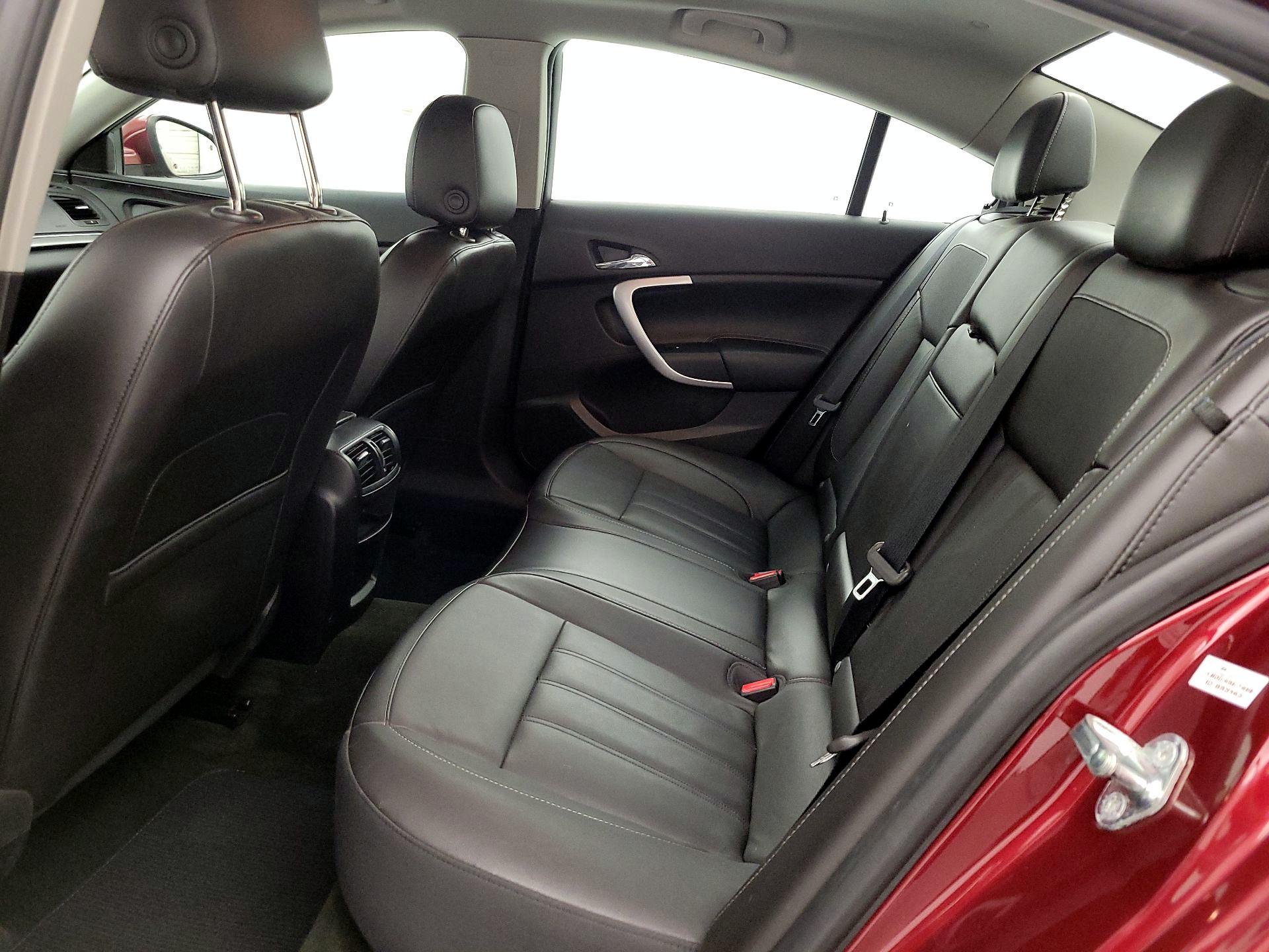 Thumbnail: 2017 Buick Regal - 20