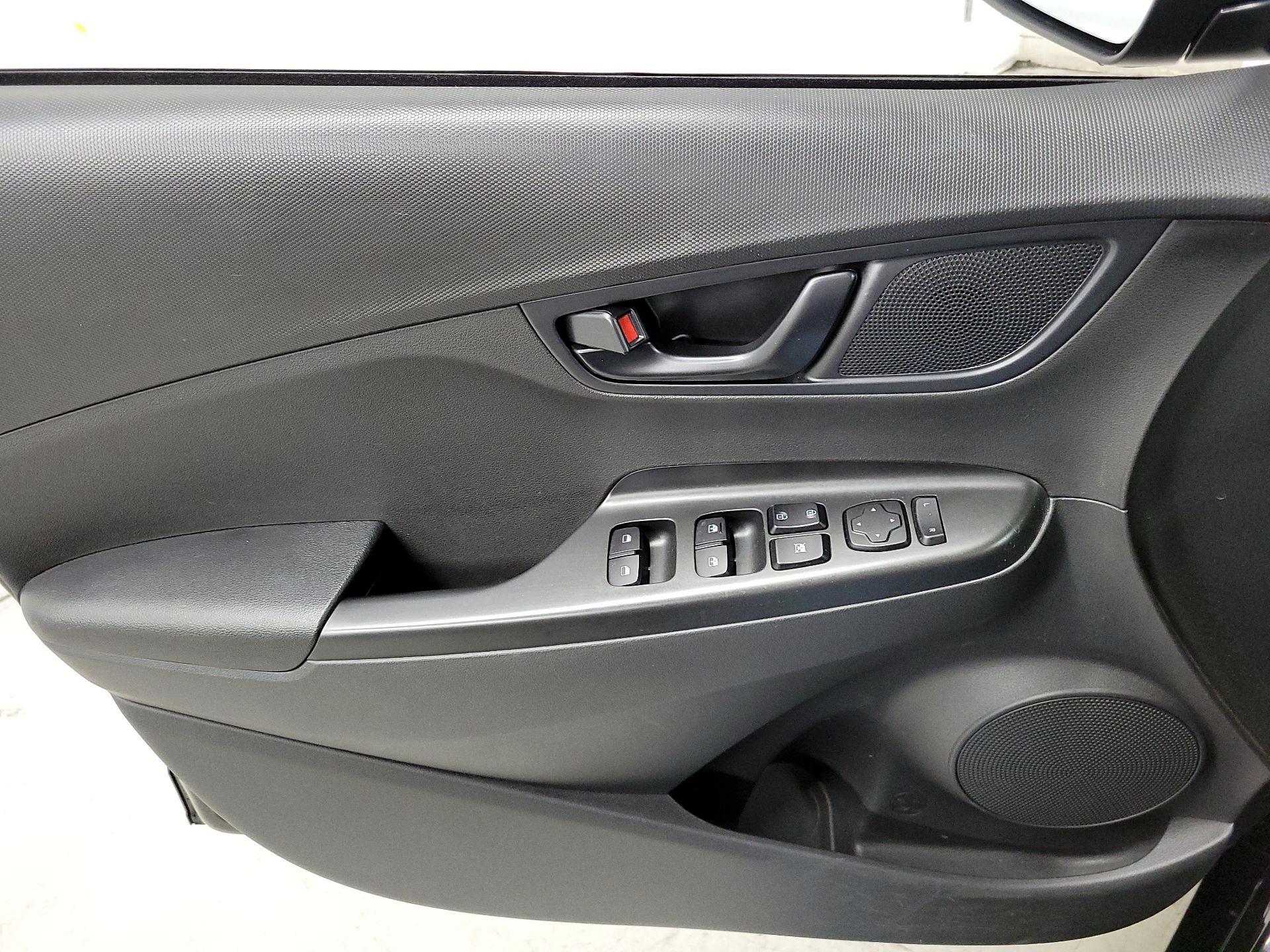 Thumbnail: 2023 Hyundai Kona - 12