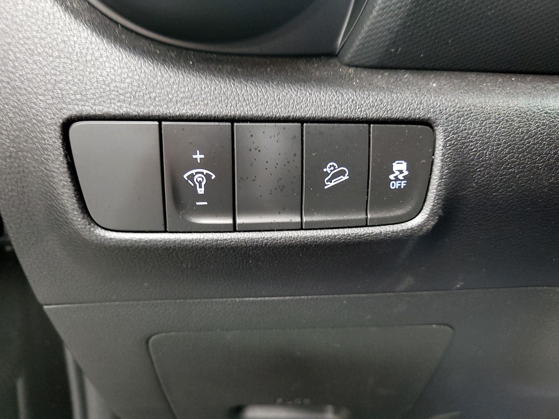 Thumbnail: 2023 Hyundai Kona - 13